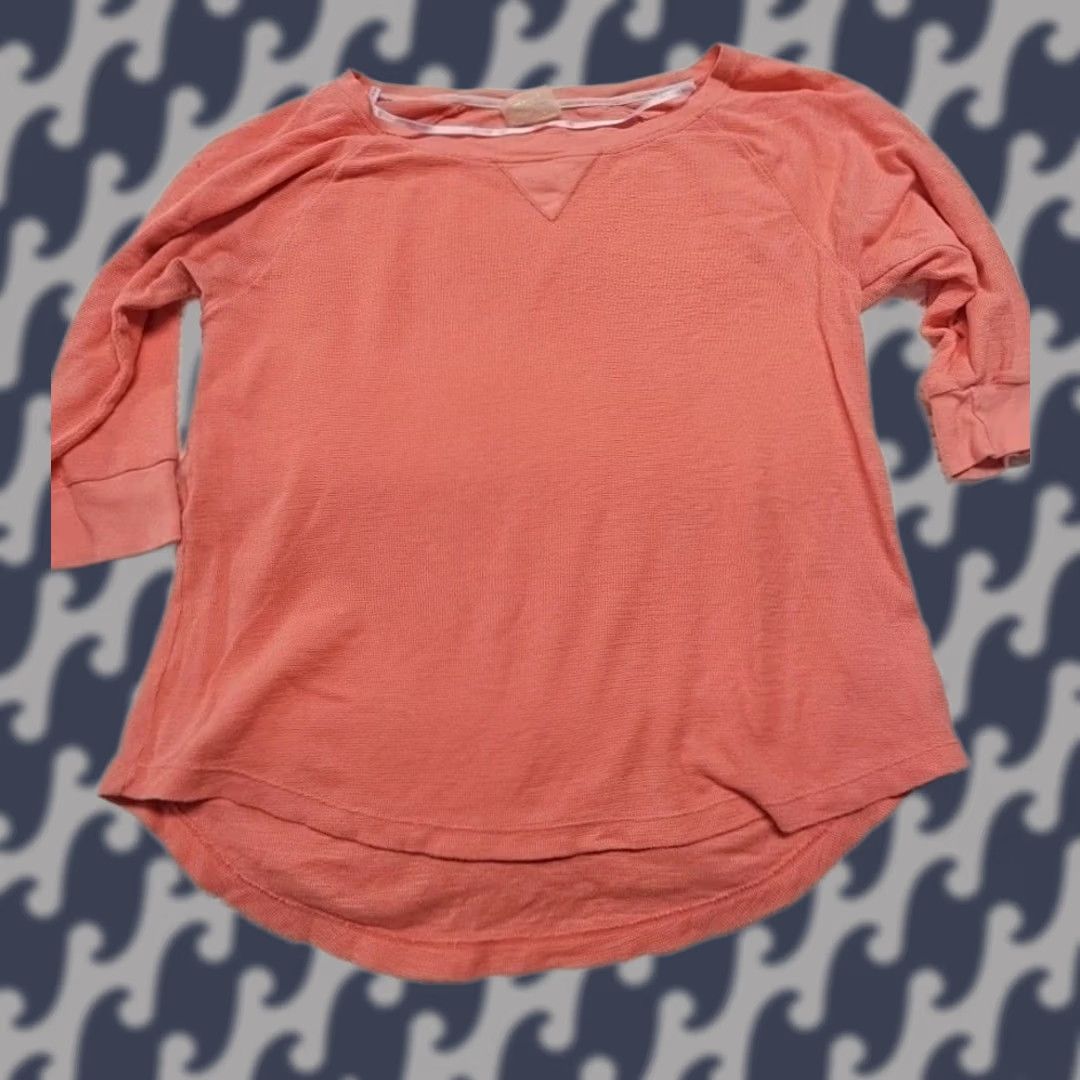 Calvin Klein VINTAGE Calvin Klein Top Women’s Large Casual Ragland Coral 3/4 Sleeve Crew Neck Pullover Knit Lightweight All Seasons Womens Size L / US 10 / IT 46 - 1 Thumbnail