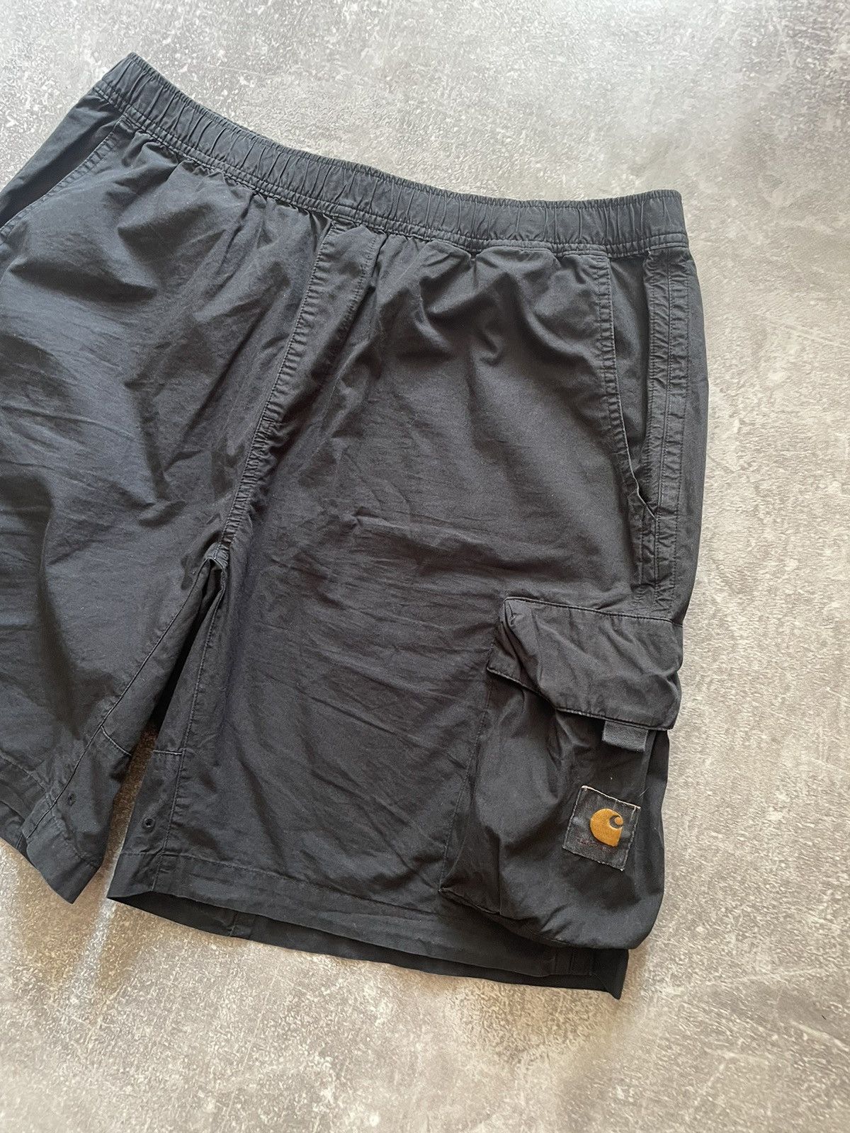 Carhartt × Carhartt Wip × Vintage Vintage Carhartt Black Logo Berm Cargo Shorts Size US 32 / EU 48 - 2 Thumbnail