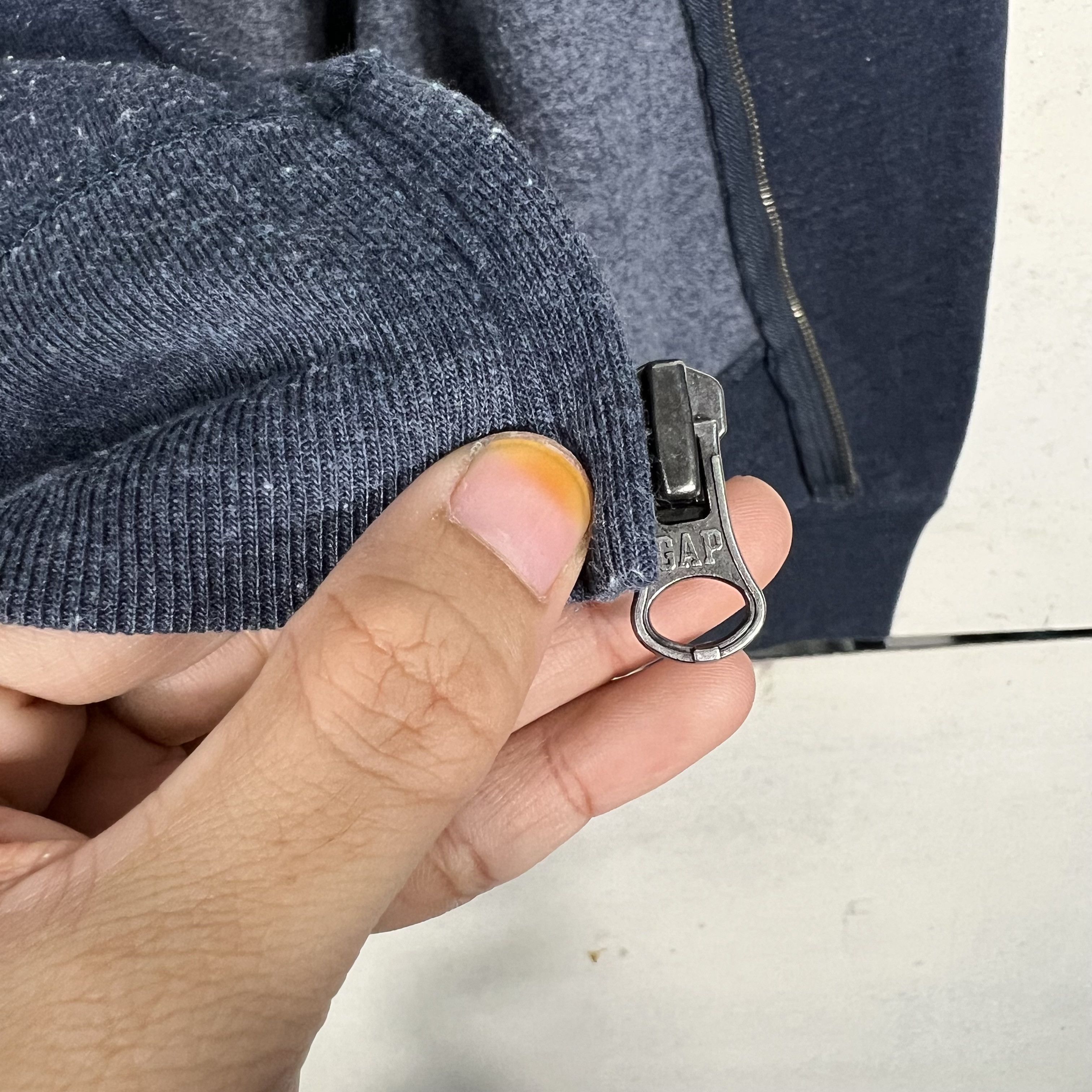 Gap GAP Spellout Big Logo Zipper Hoodie Sweatshirt #3835-C175 Size US L / EU 52-54 / 3 - 10 Thumbnail
