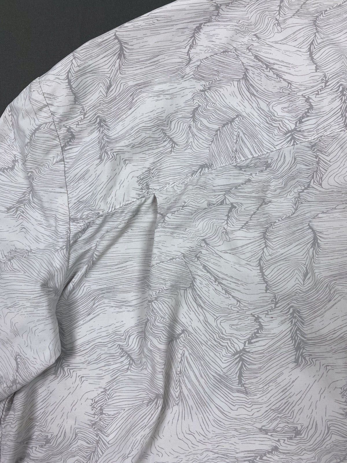 Salomon 2000’s Vintage Salomon Topographic Print Button Up Shirt Size US L / EU 52-54 / 3 - 10 Thumbnail