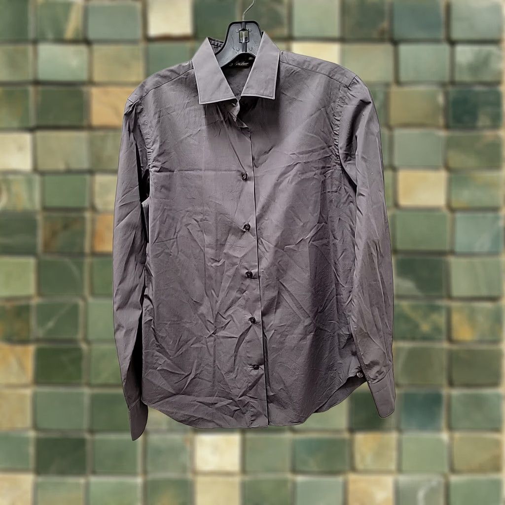 Loro Piana Loro Piana Button Down Shirt 100% Cotton Mens 42 Gray Made In Italy Shirt Mens 42 Gray Loro Piana Size US XL / EU 56 / 4 - 1 Thumbnail