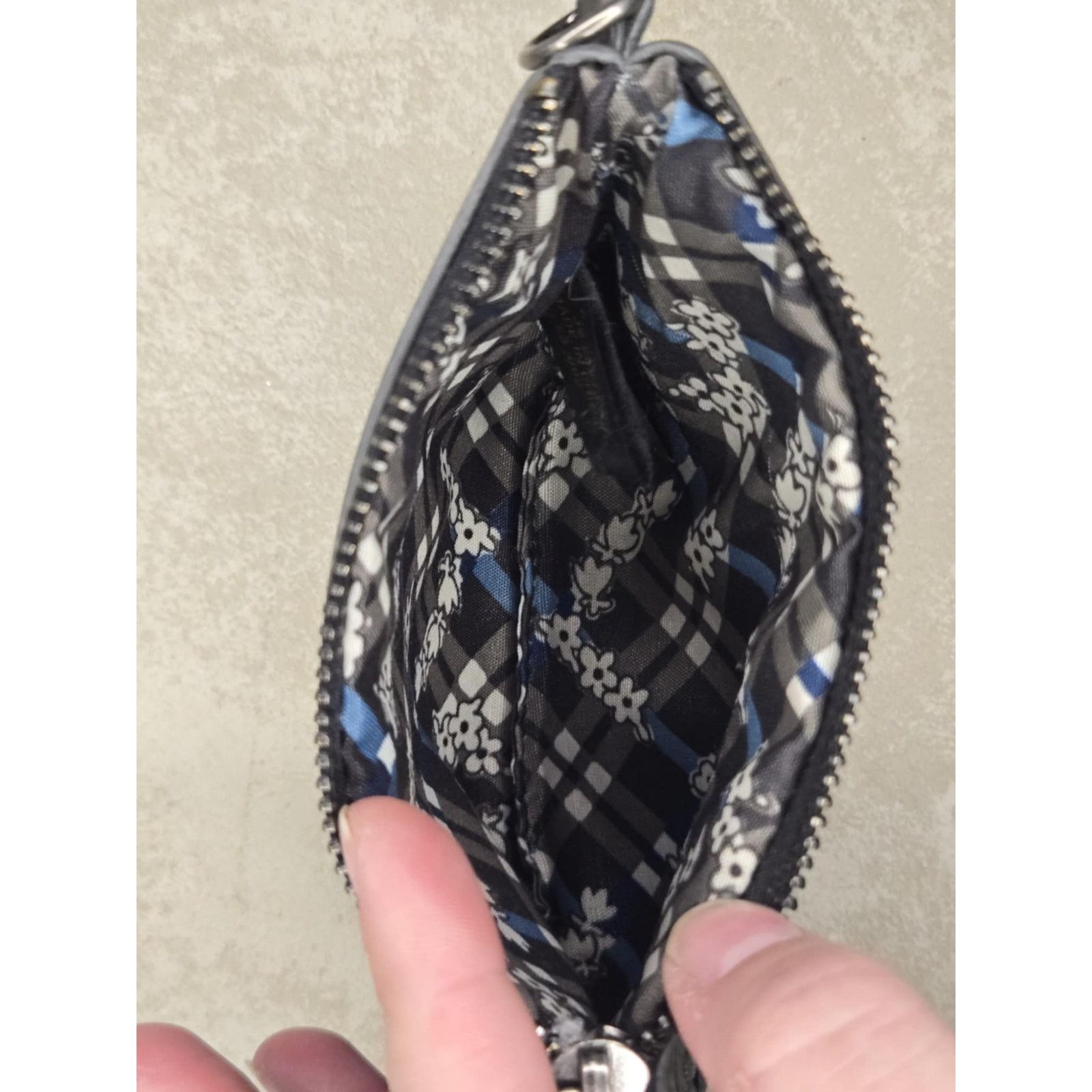 Jessica Simpson Jessica Simpson black leather wristlet Size ONE SIZE - 3 Thumbnail