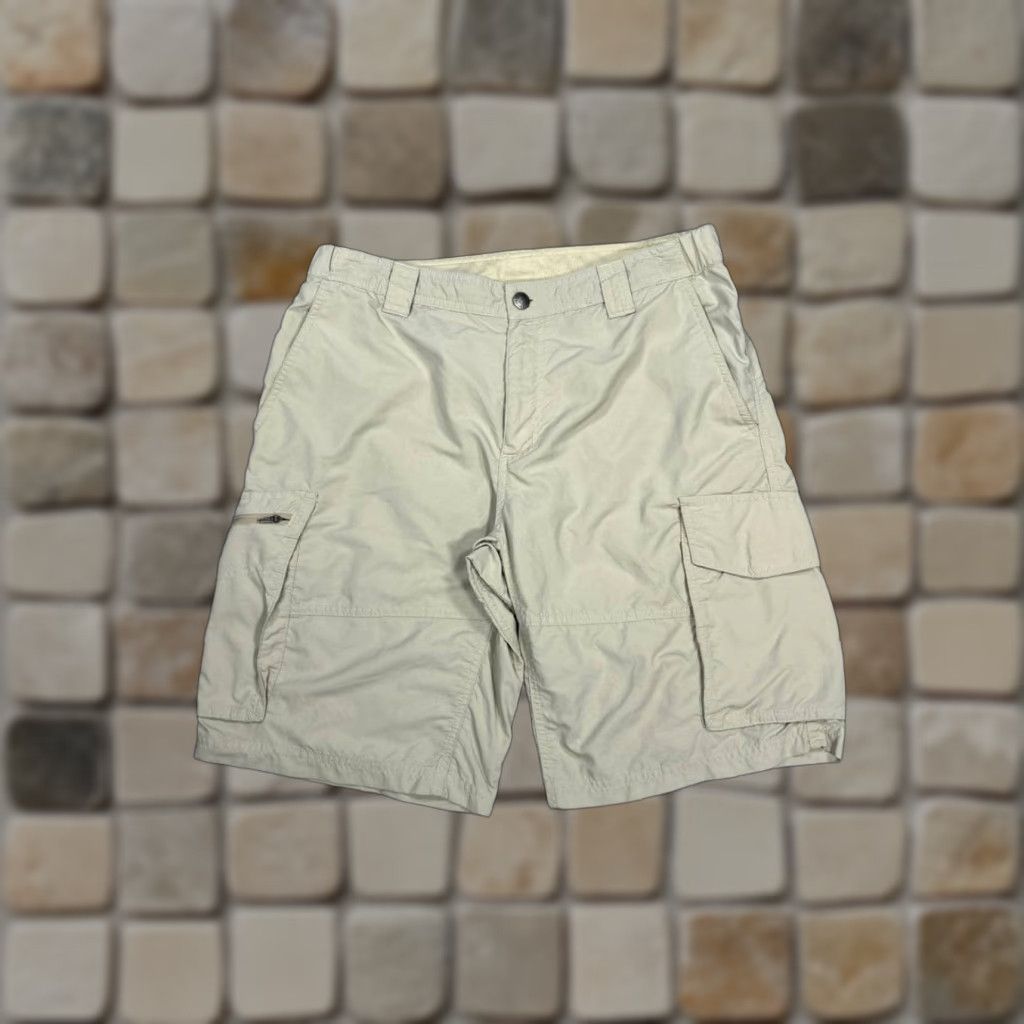 Vintage Columbia Cargo Shorts Mens 32 Beige Nylon Lightweight Ripstop 10" Size US 32 / EU 48 - 1 Thumbnail
