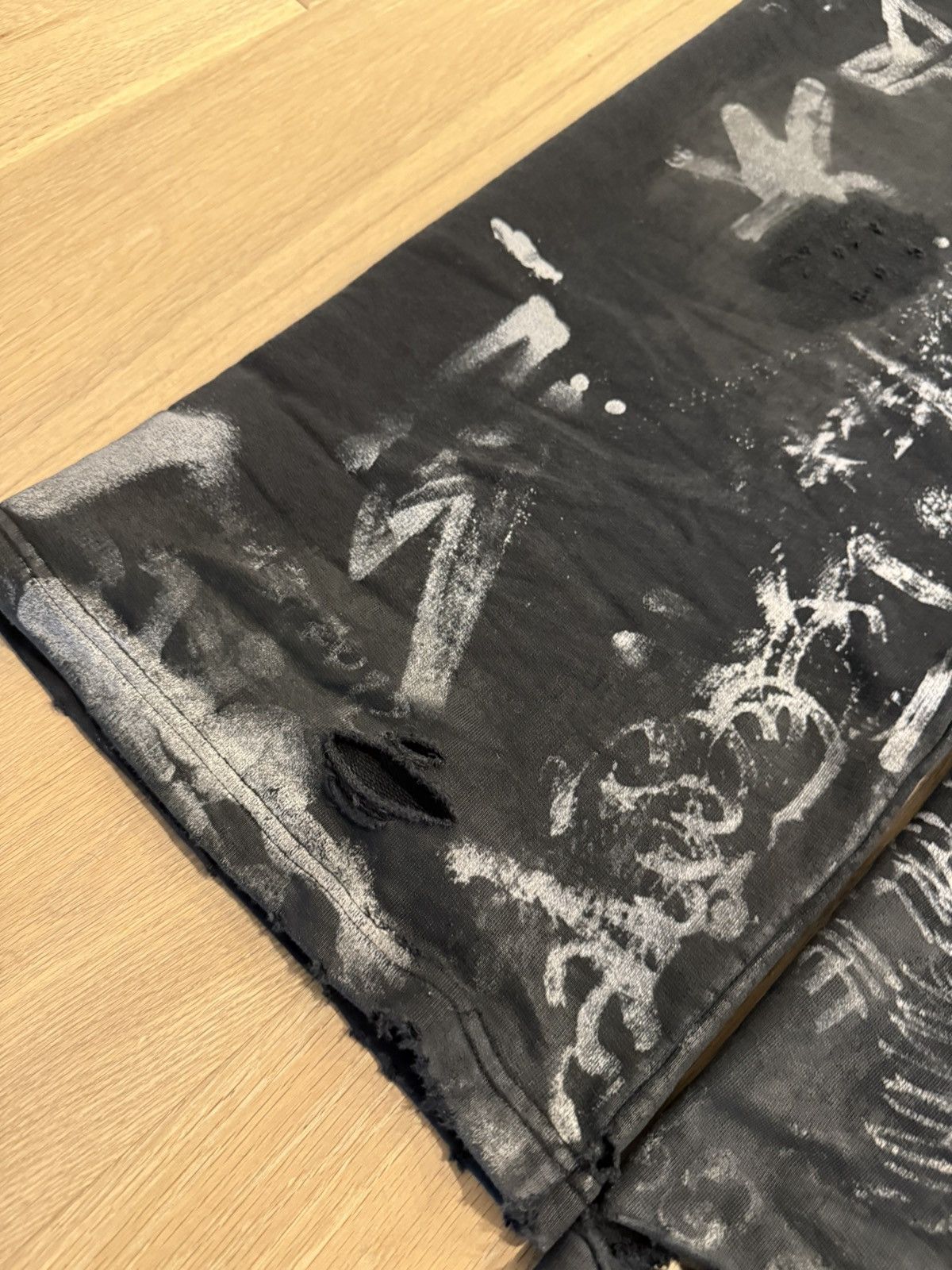 Balenciaga Balenciaga Black Skater Graffiti Sweatpants Size US 32 / EU 48 - 12 Thumbnail