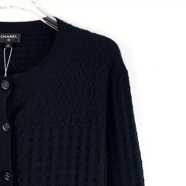 Chanel Chanel Black cashmere single-breasted long-sleeved knitted Size M / US 6-8 / IT 42-44 - 3 Thumbnail
