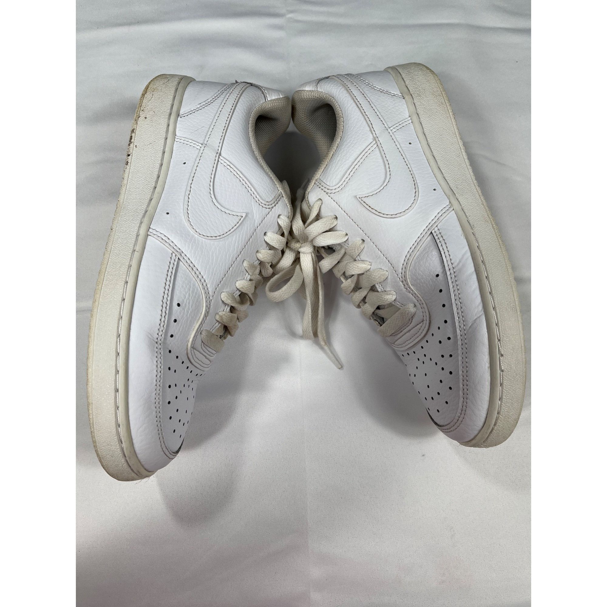 Nike Nike Mens White Leather Athletic Sneakers Size 9 SKU 7357 Size US 9 / EU 42 - 3 Thumbnail
