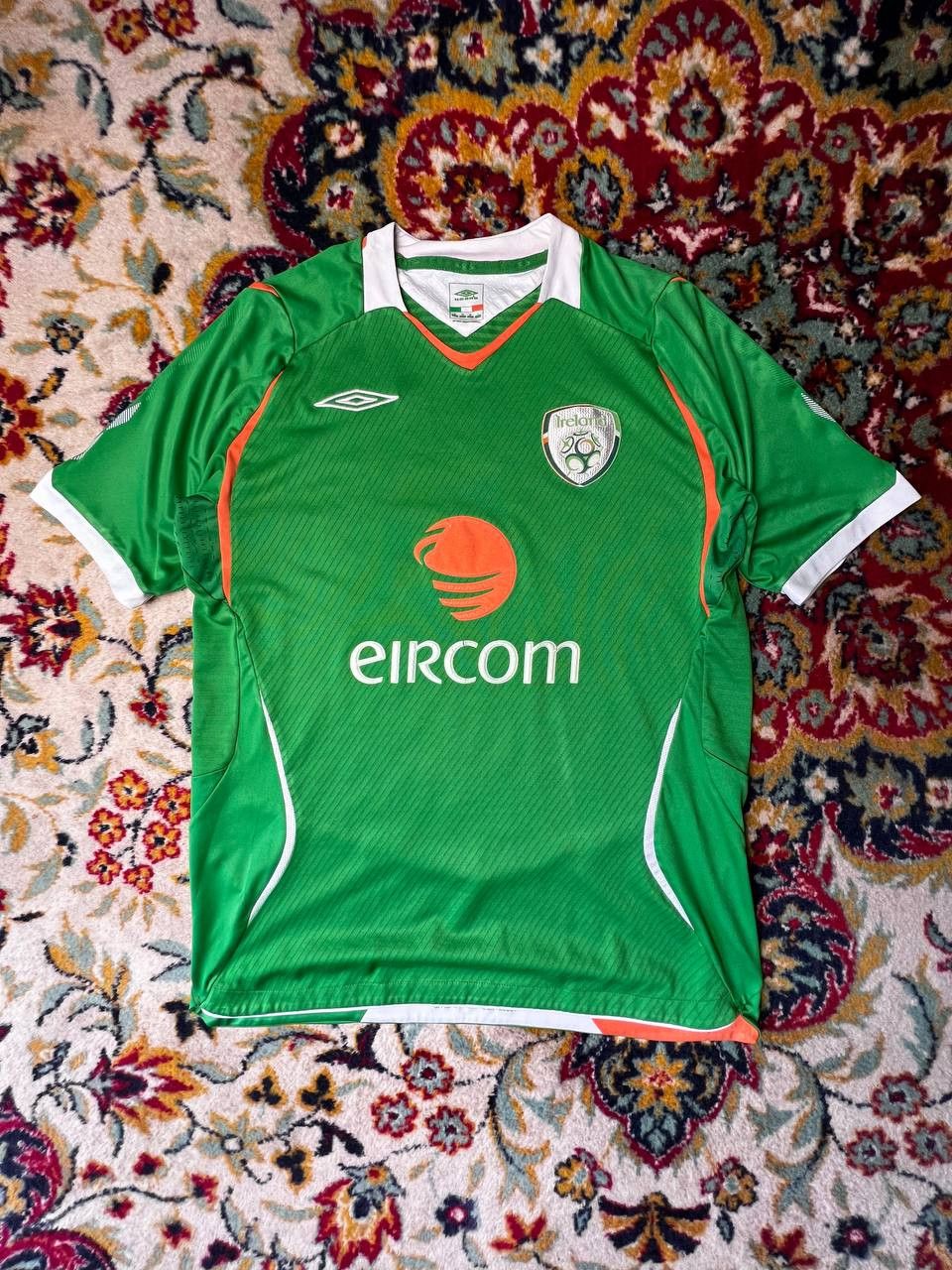 Umbro Ireland 2008-2010 Original Home Football Shirt Soccer Umbro Size US M / EU 48-50 / 2 - 1 Thumbnail