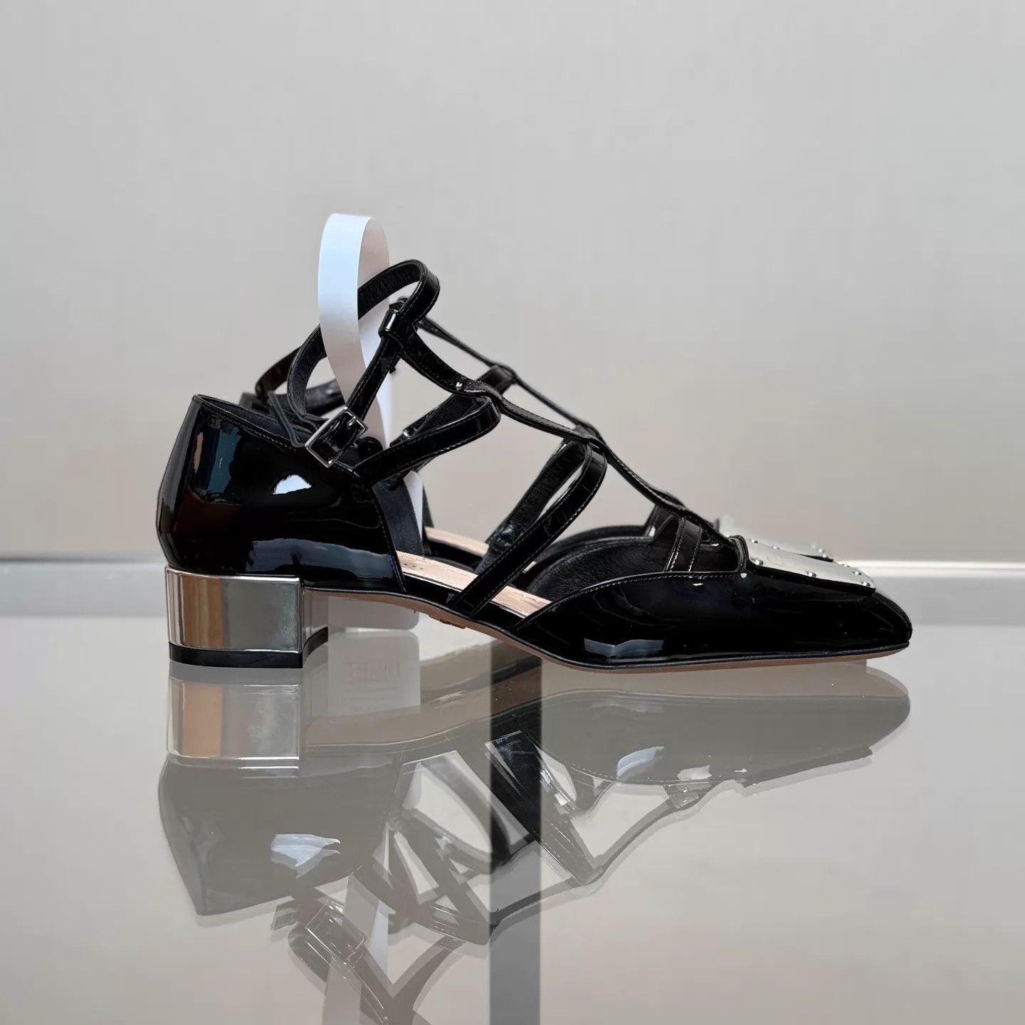 Dior DIOR Women's Black Patent Leather Block Heel Roman Sandals Size US 5.5 / IT 35.5 - 3 Thumbnail