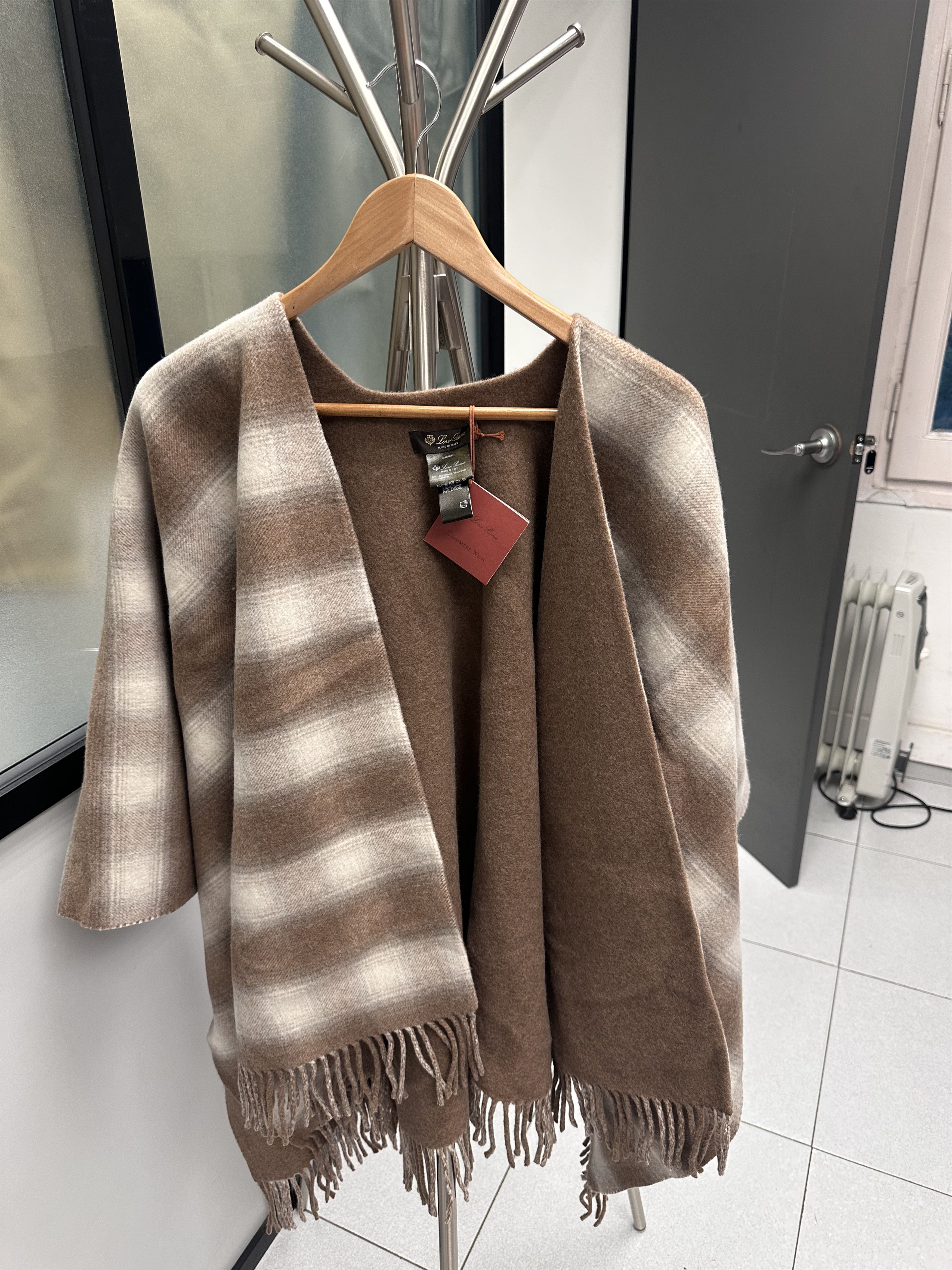 Loro Piana Loro Piana Tartan Cashmere-Wool Fringe Poncho Size ONE SIZE - 1 Thumbnail
