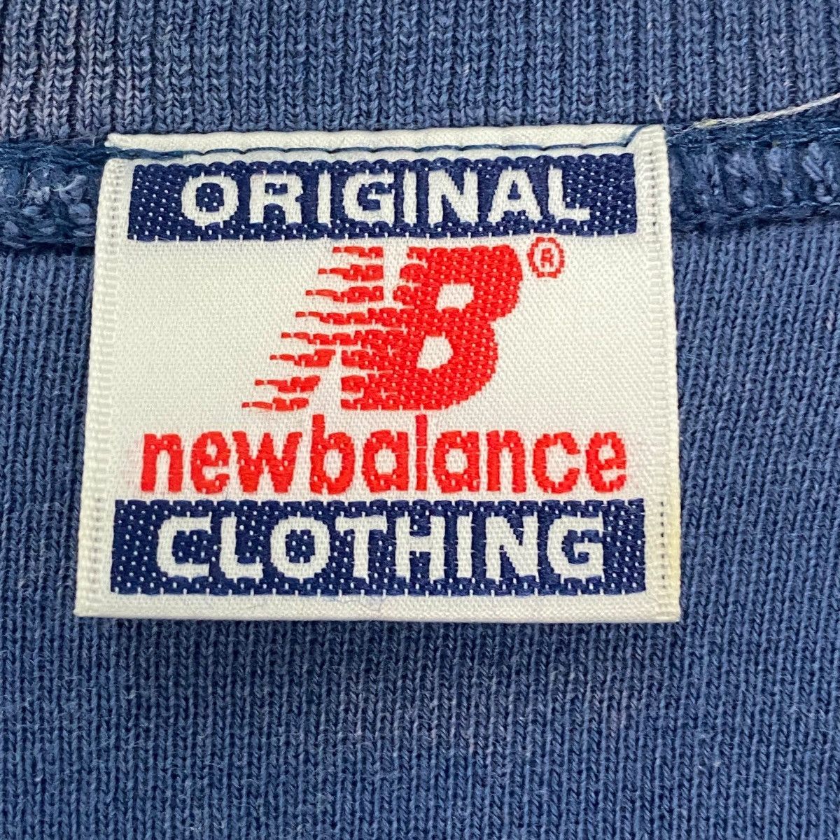 Vintage Vintage New Balance Print Crewneck Sweatshirt Blue Size L Size US L / EU 52-54 / 3 - 5 Thumbnail
