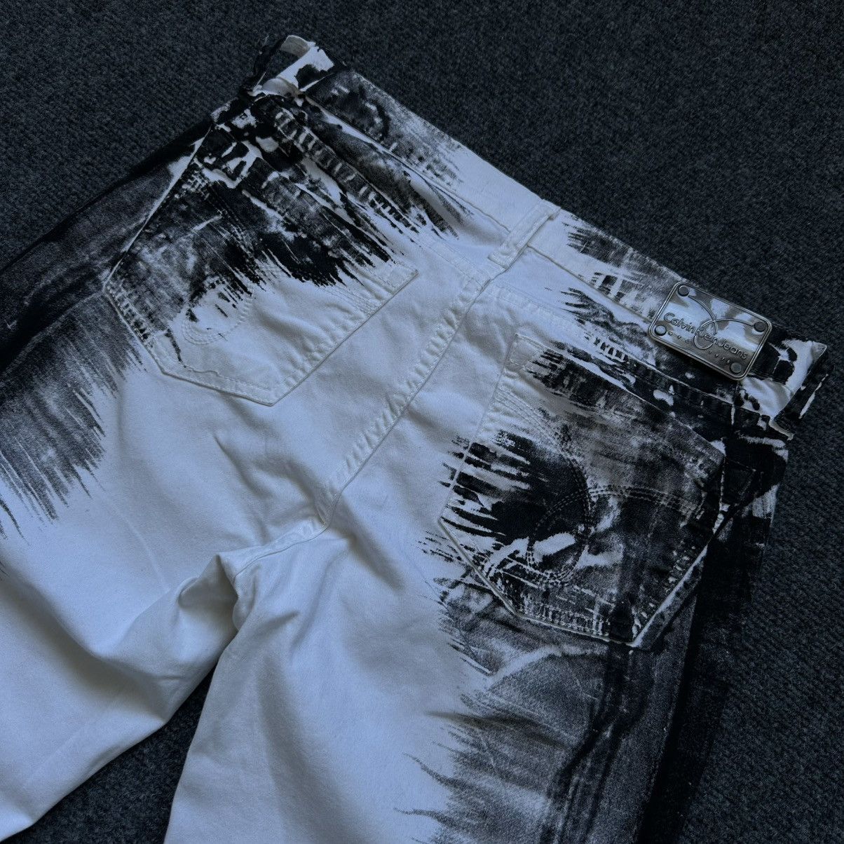 Calvin Klein 205W39NYC VTG Women’s Calvin Klein Size 28 Custom Jeans 00s USA Hype Size 26" / US 2 / IT 38 - 11 Thumbnail