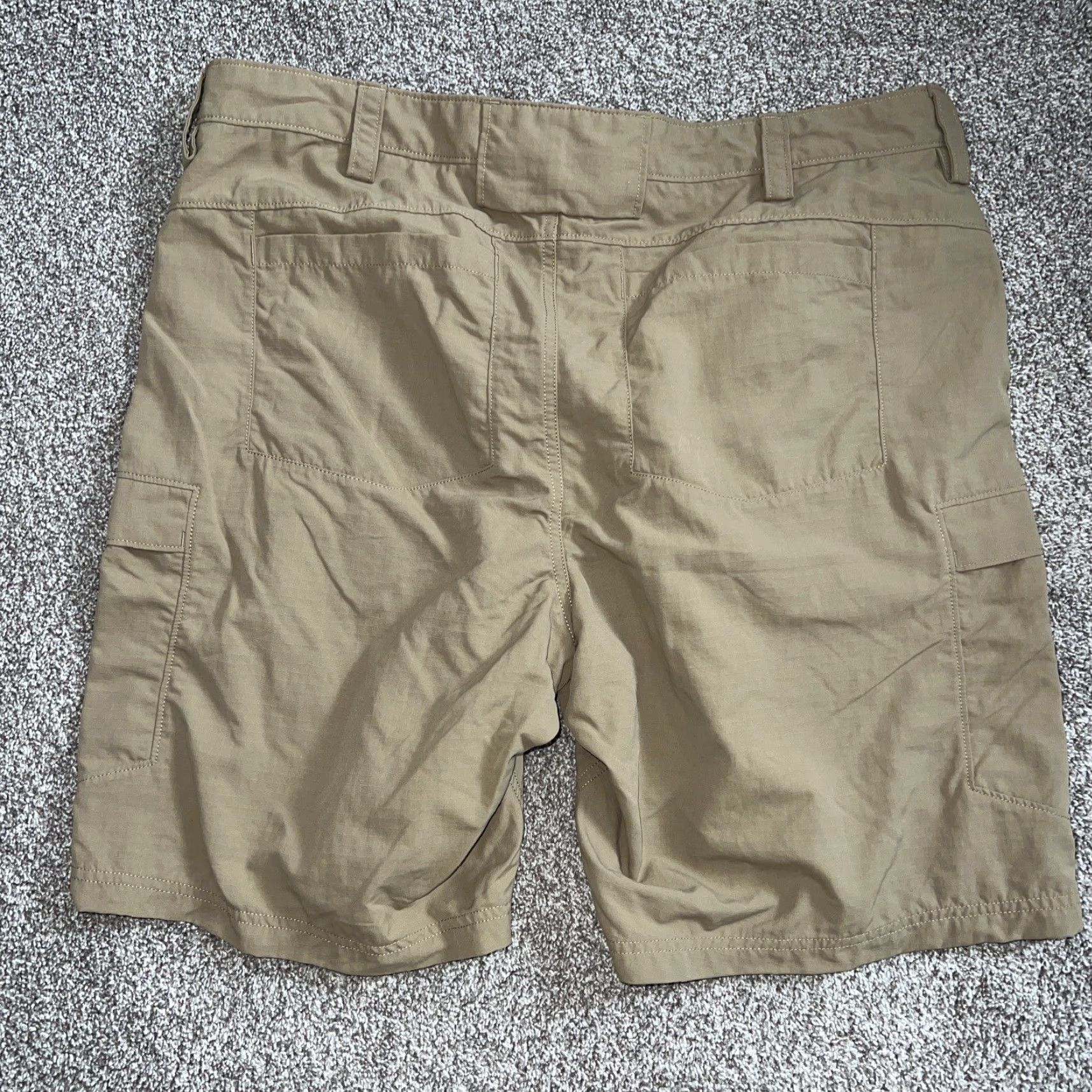 CO Duluth Trading Co Cargo Shorts Mens Size 40 Brown Regular Cargo Mens 40 Brown Duluth Trading Co Size US 40 / EU 56 - 4 Thumbnail