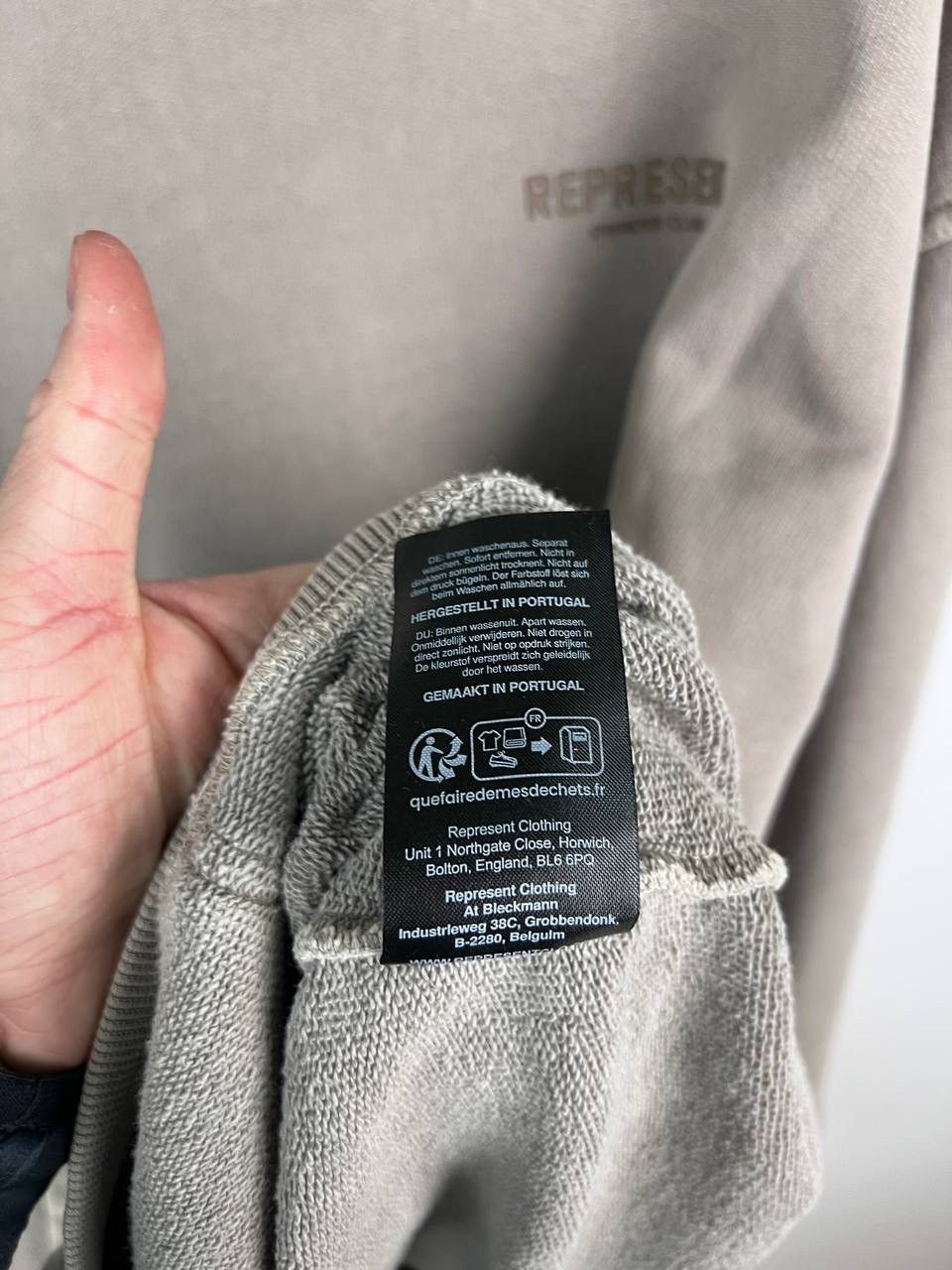 Represent streetwear hoodie size XL