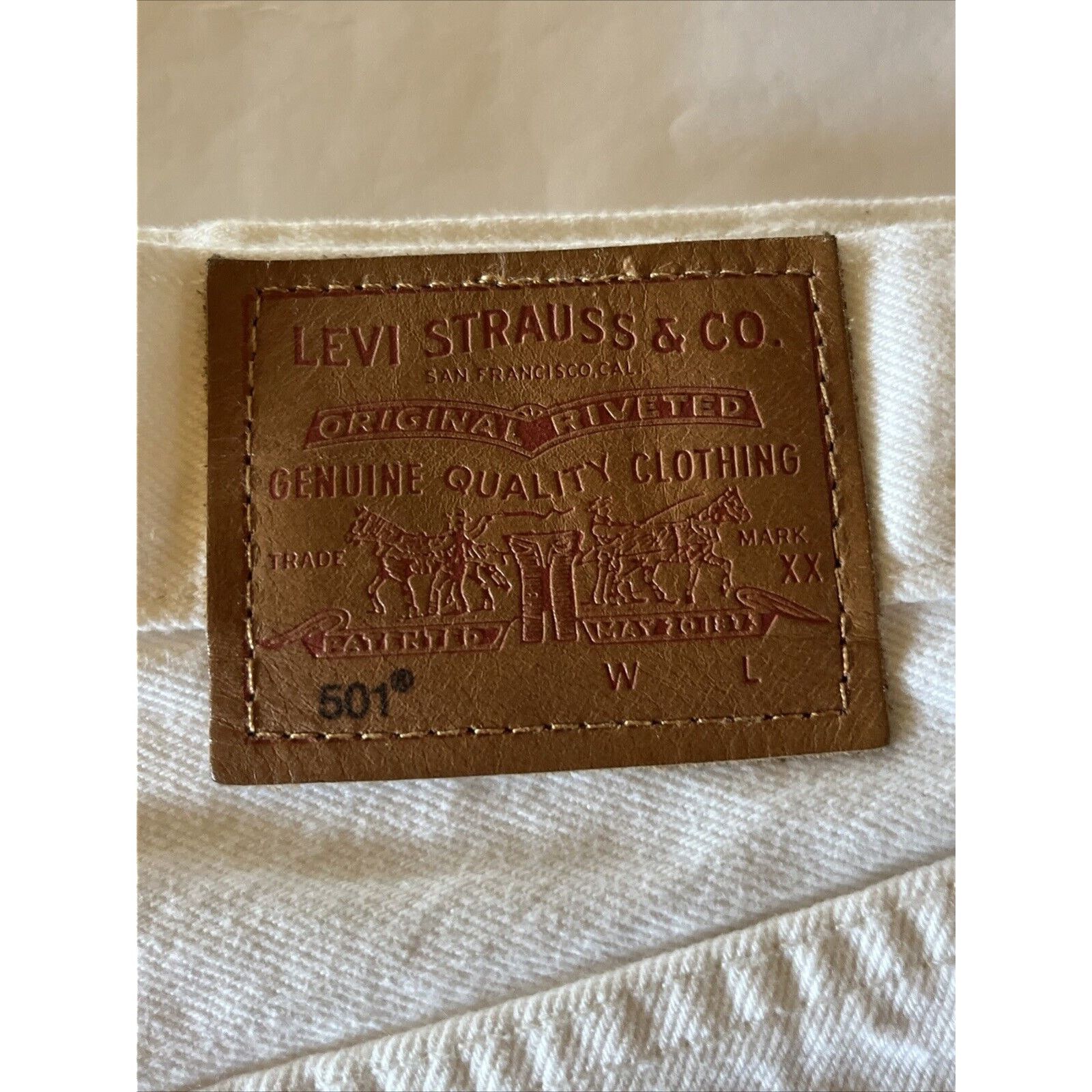 Levi's Levi's Shorts Womens 26 White 501 Jean Denim 28x3 Button Fly Size 28" / US 6 / IT 42 - 3 Thumbnail