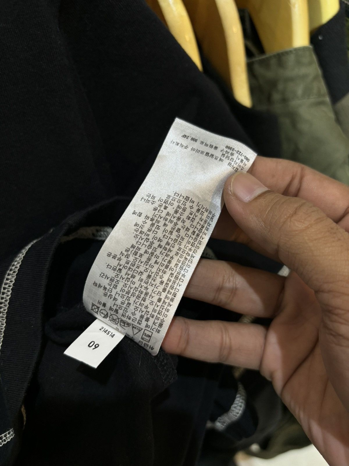 JW Anderson × Loewe × Uniqlo J.W. Anderson Peter Rabbit Size US L / EU 52-54 / 3 - 6 Thumbnail