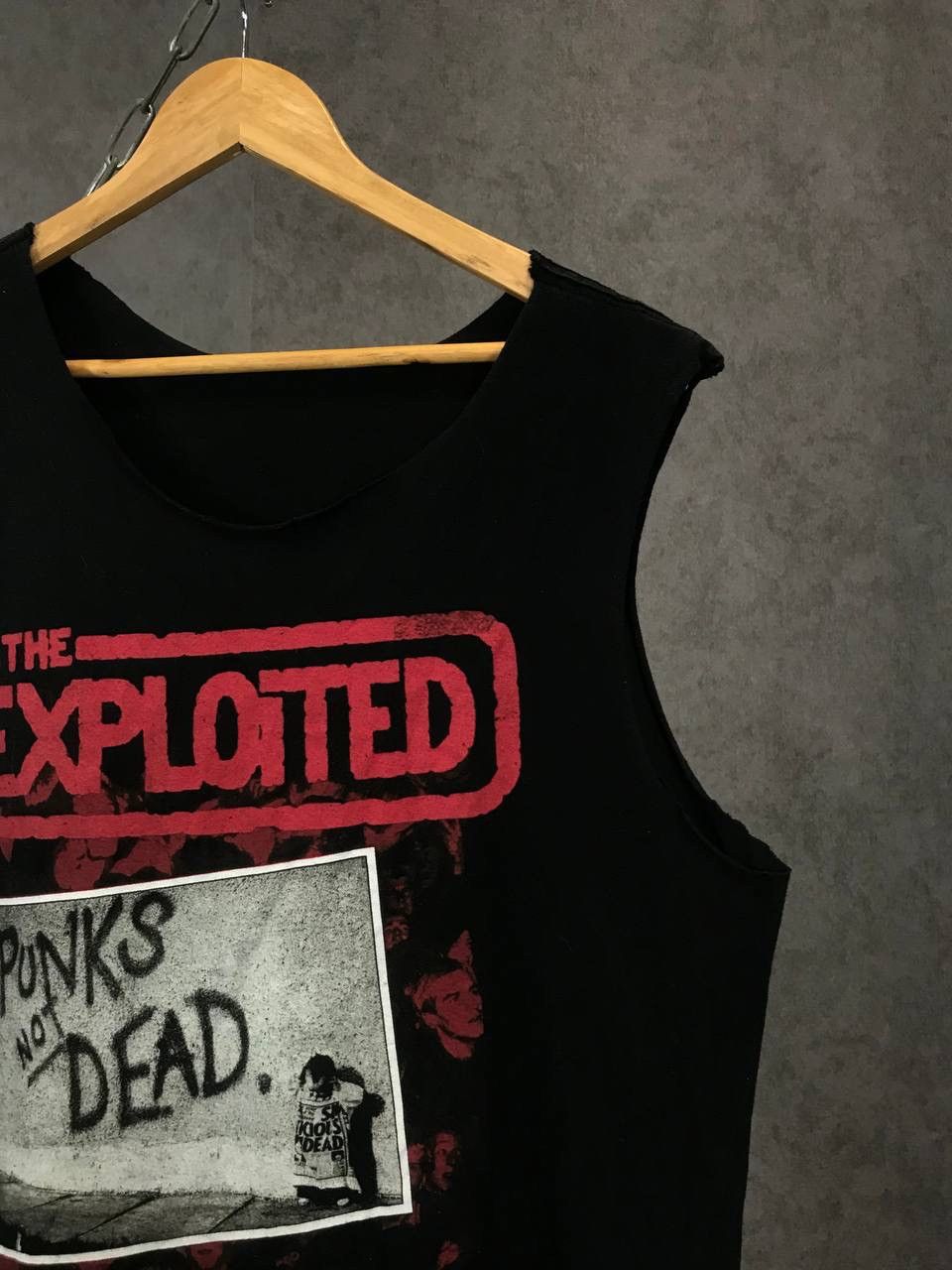 Band Tees The Exploited rock band tank top Size US M / EU 48-50 / 2 - 2 Thumbnail