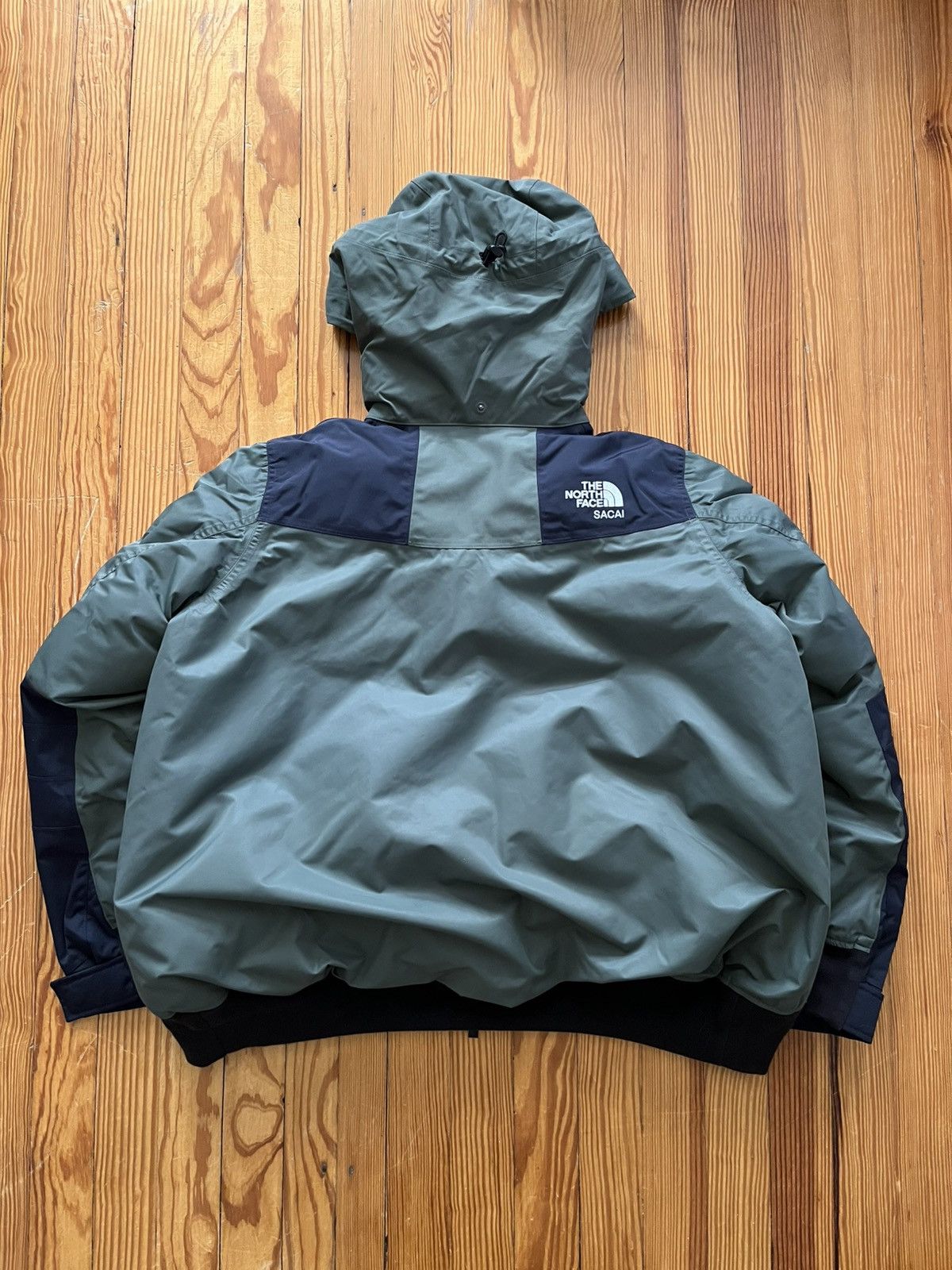 Sacai × The North Face Sacai The North Face Down Bomber Jacket AW17 Olive Green Size US M / EU 48-50 / 2 - 2 Thumbnail