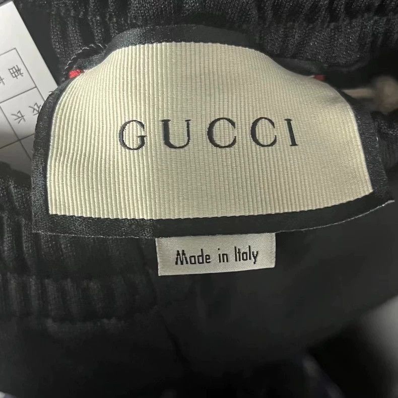 Gucci Gucci Size L The latest black snake print logo sweatpants 2 Size US 34 / EU 50 - 3 Thumbnail