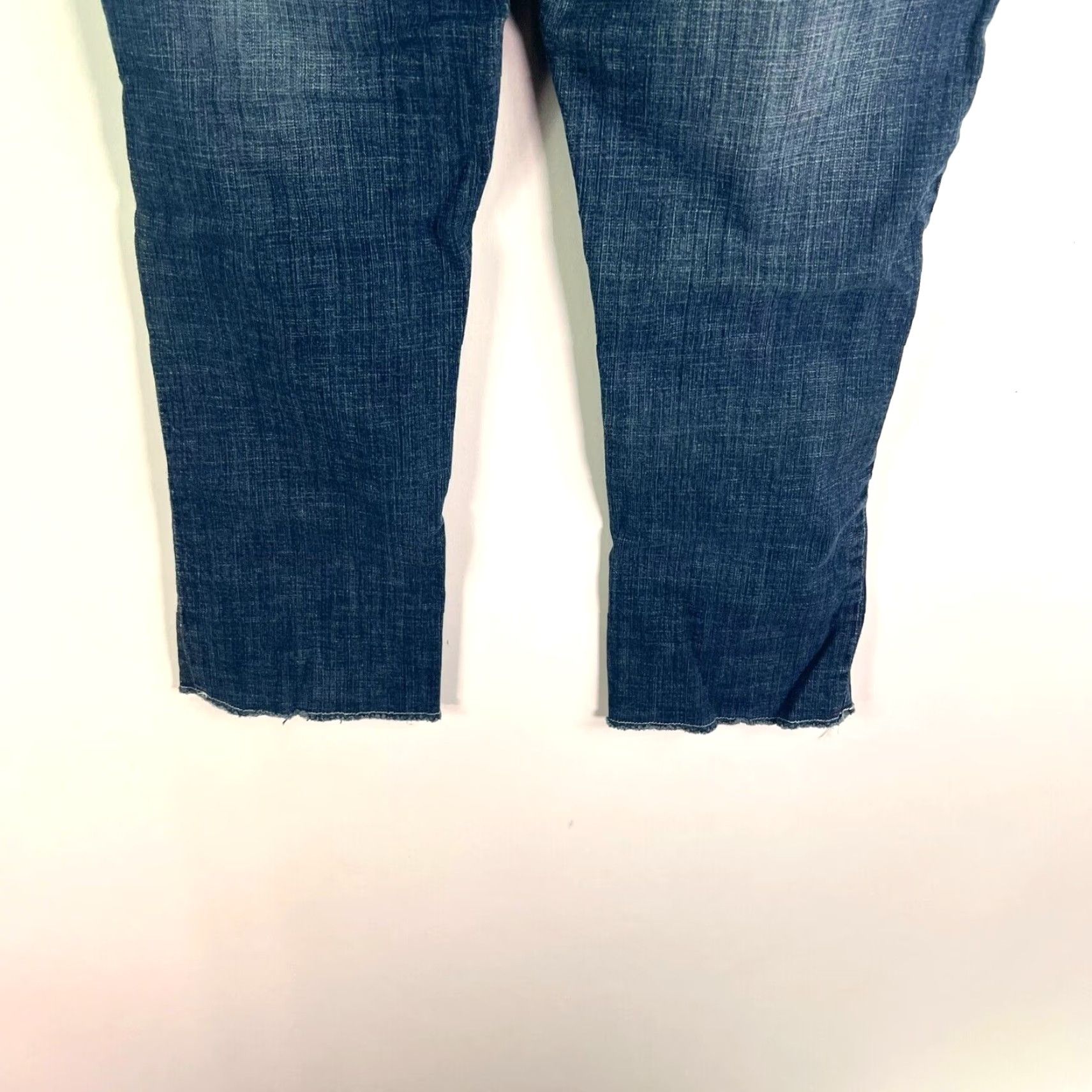 Vintage VINTAGE HYDRAULIC Dark Wash Distressed Capri Jeans Juniors Size 10 30W 22L Stretch Denim Womens Size 32" / US 10 / IT 46 - 6 Thumbnail