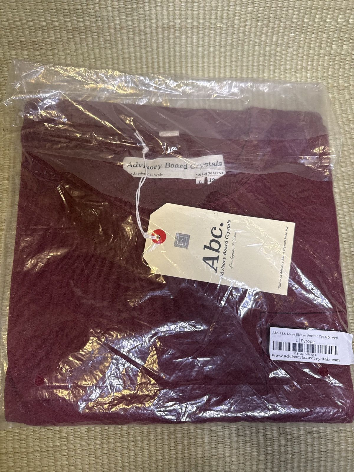Advisory Board Crystals New Advisory Board Crystals L Long Sleeve Pocket Tee Maroon Size US L / EU 52-54 / 3 - 1 Thumbnail