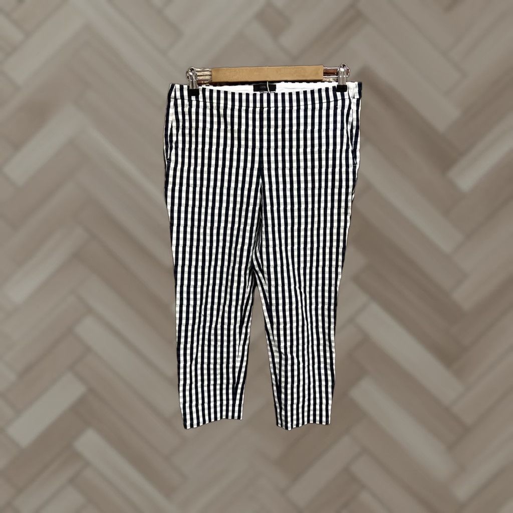 J.Crew J.CREW Martie Slim Ankle Pant 10P Petite Black White Striped Pants Women Slimming 22in Inseam Size 32" / US 10 / IT 46 - 1 Thumbnail