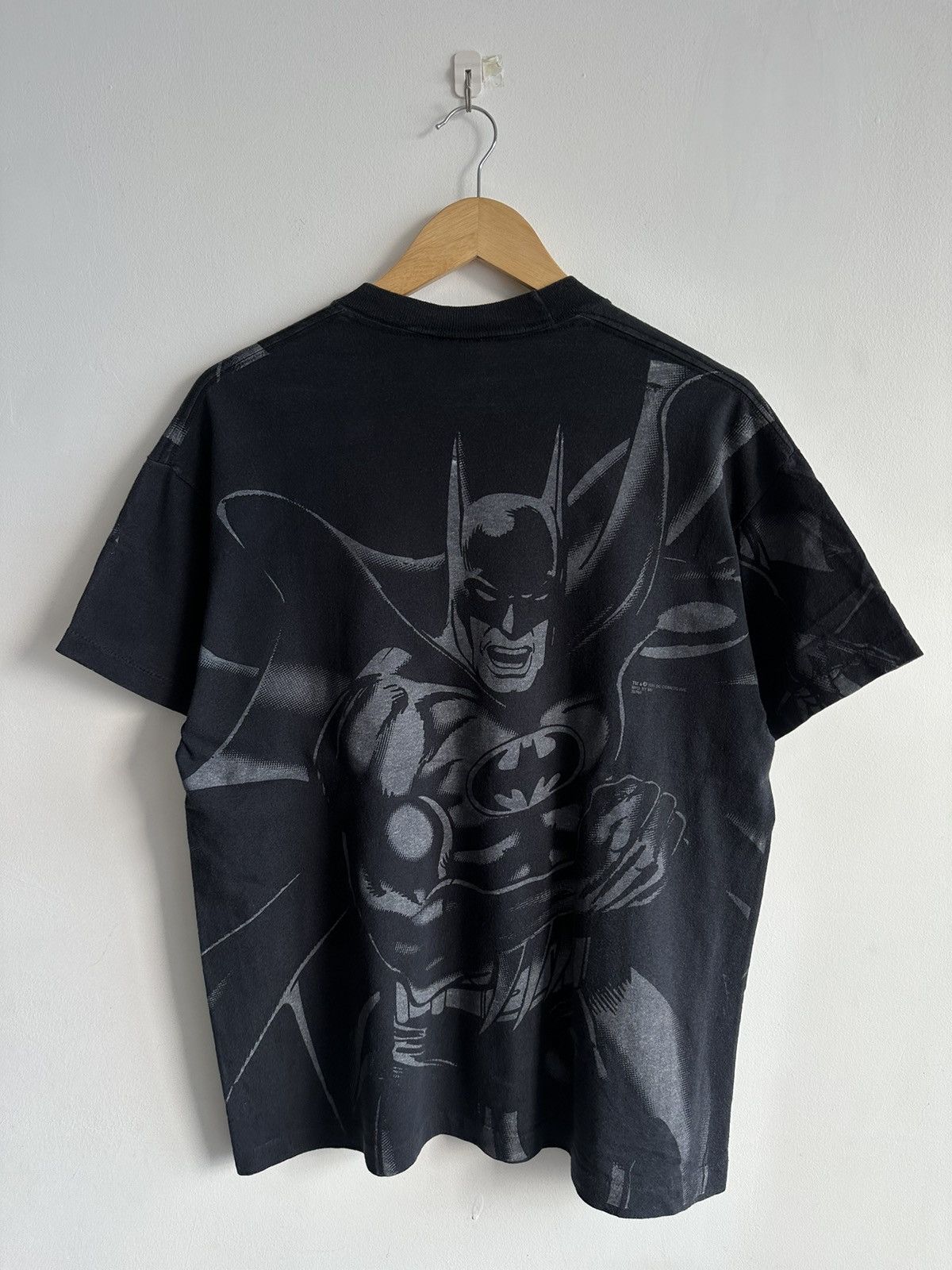 DC Comics × Vintage Vintage 90’s Batman DC Comics Cartoon All-overprint Tee USA Size US L / EU 52-54 / 3 - 3 Thumbnail