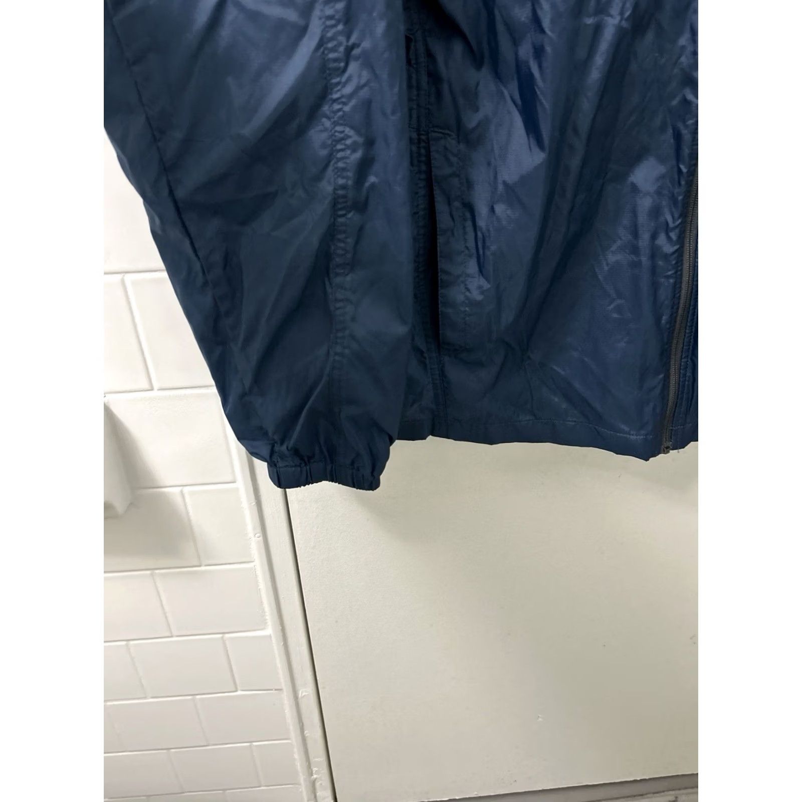 Eddie Bauer Eddie Bauer Rain Jacket Mens L Blue Lightweight Full Zip YKK Pockets Hooded Size US L / EU 52-54 / 3 - 7 Thumbnail