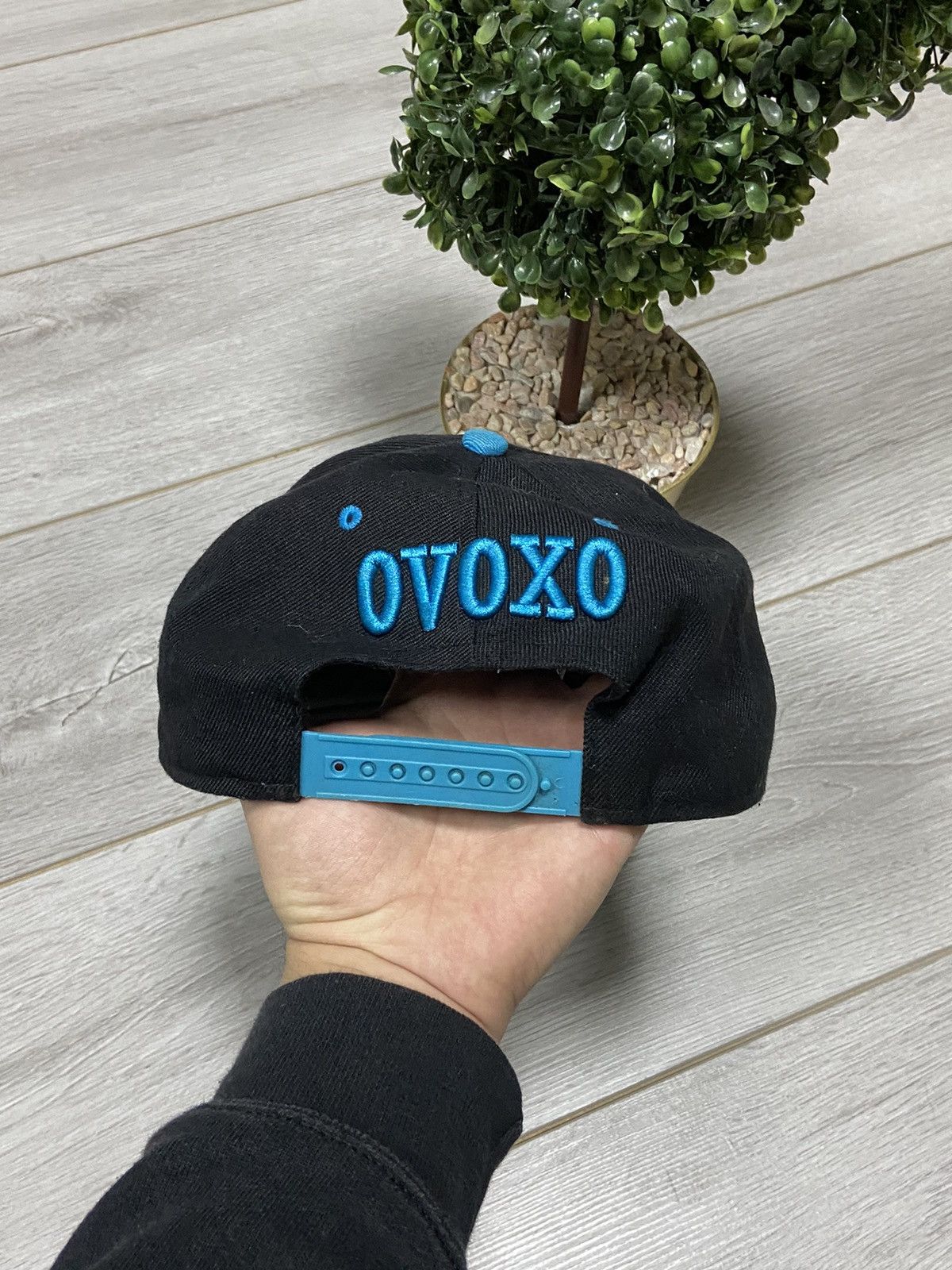October's Very Own OVO XO 🦉 vintage big logo wool SnapBack Drake cap Size ONE SIZE - 3 Thumbnail