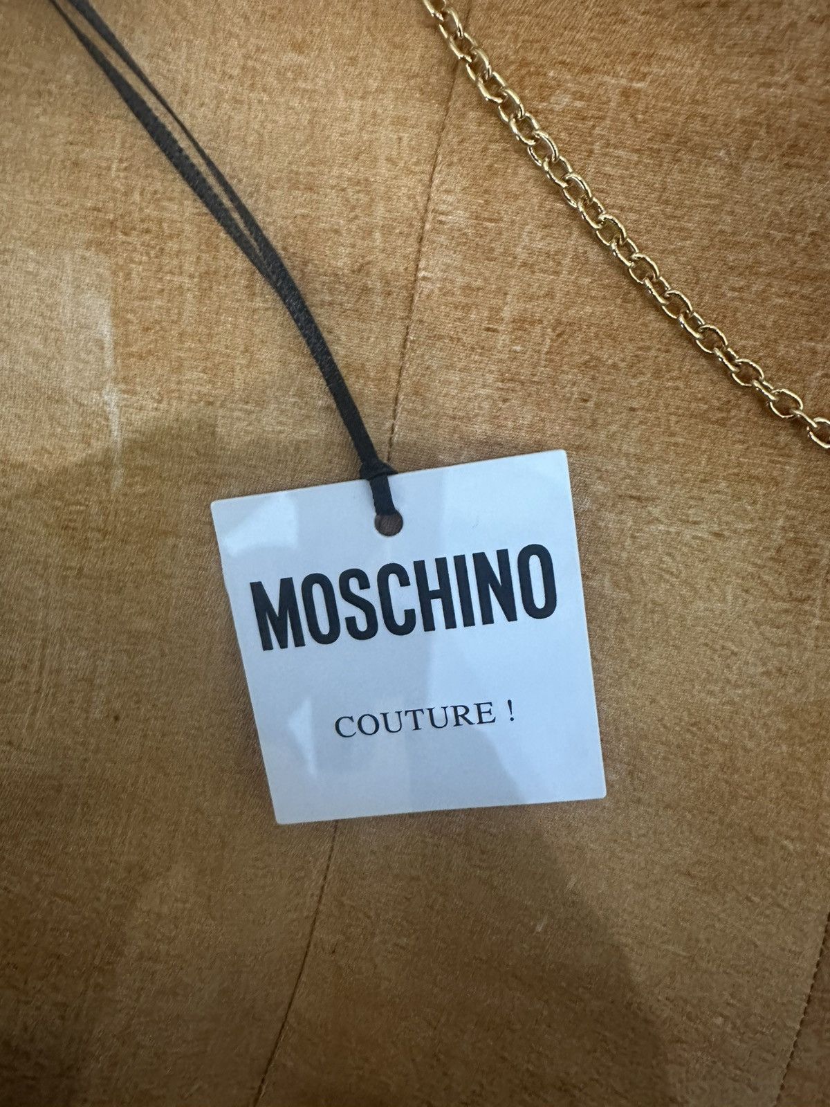 Jeremy Scott Mochino couture SS20 “Woman in a hat” by Jeremy Scott Size S / US 4 / IT 40 - 13 Thumbnail