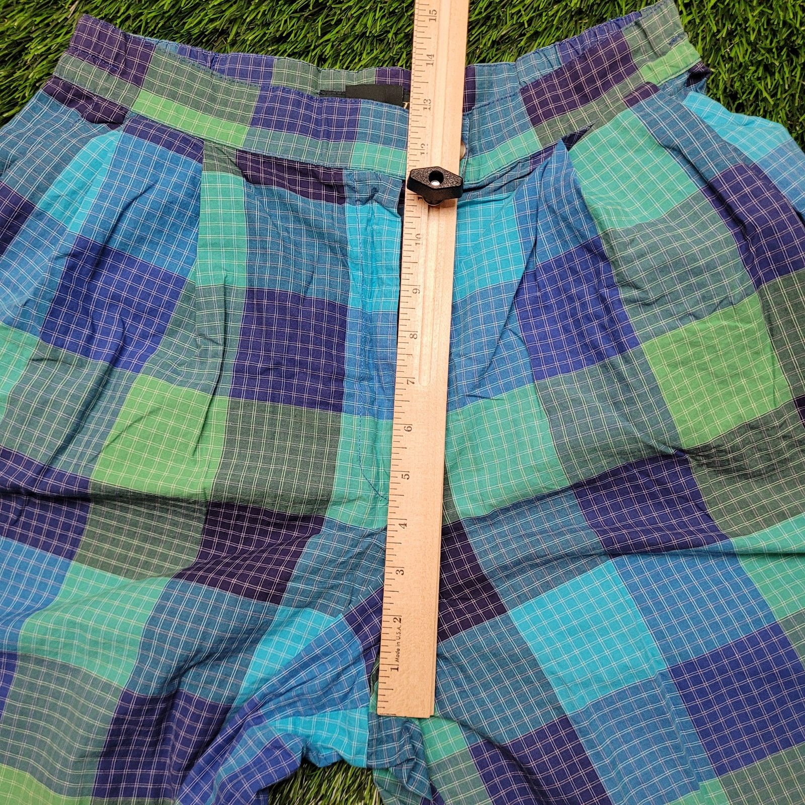 Lyle & Scott VTG 80s Lyle & Scott Pleated High Waisted Mom Shorts 6 28" Size 28" / US 6 / IT 42 - 8 Thumbnail