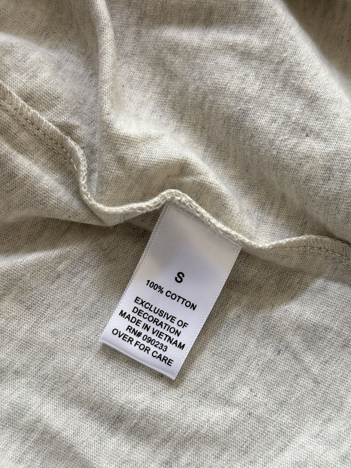 FOG × Fear of God × Pacsun FEAR OF GOD ESSENTIALS Applique Logo Long Sleeve T-Shirt Size US S / EU 44-46 / 1 - 5 Thumbnail