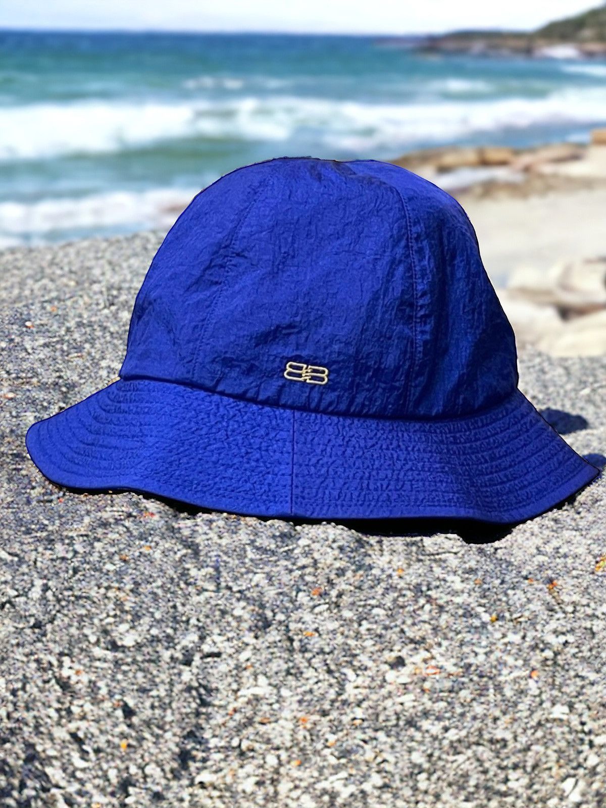 Balenciaga Vintage Balenciaga BB Embroidered Sports Bucket Hat Size ONE SIZE - 1 Thumbnail