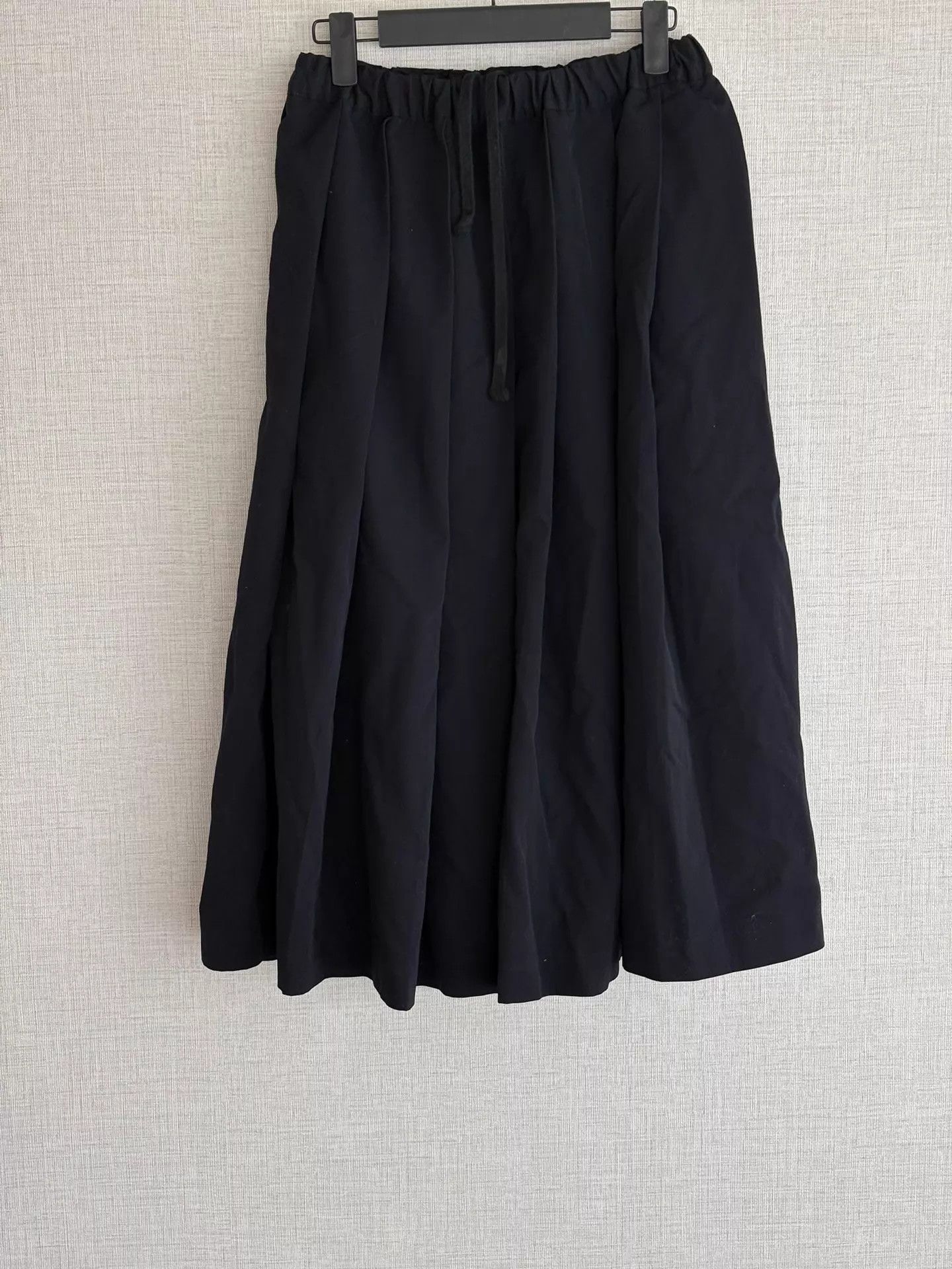 Comme des Garcons Comme des Garçons Black Pleated Elastic Waist M Skirt Size 27" / US 4 / IT 40 - 2 Thumbnail