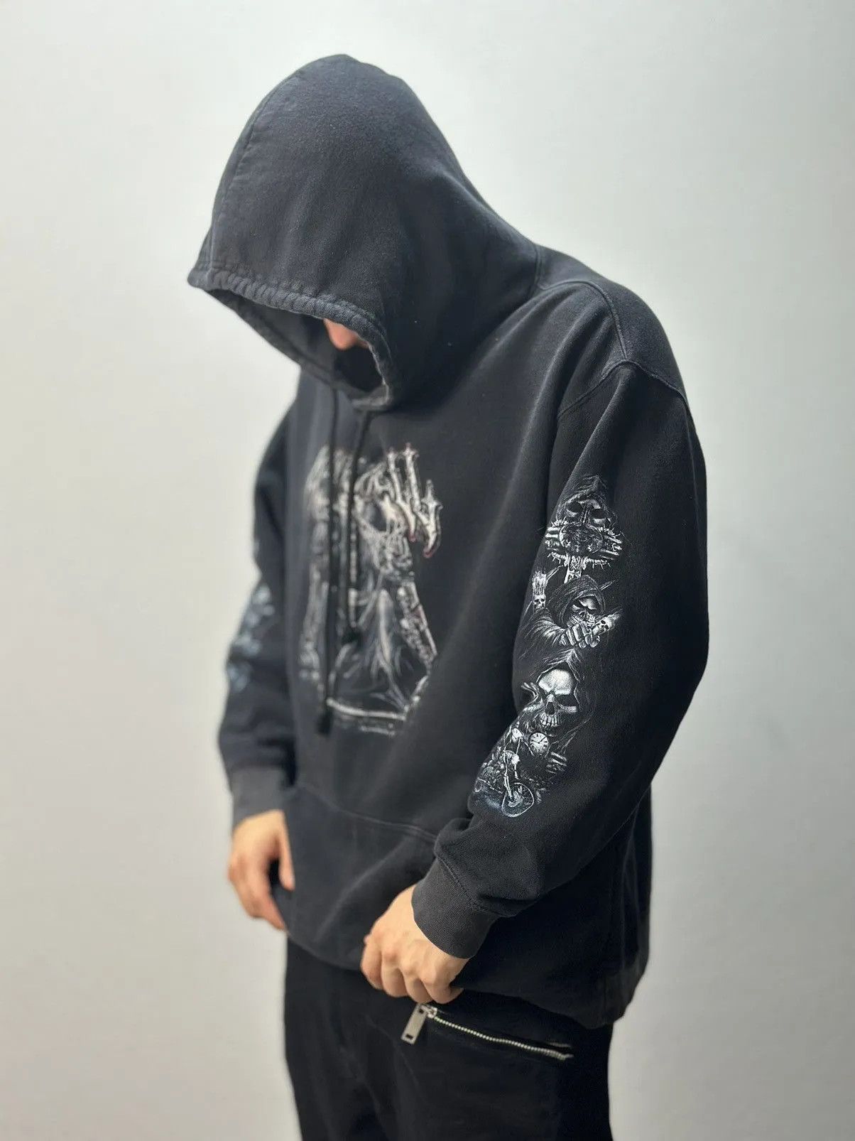 Band Tees Vintage Hoodie Welcome To Well Gothic Punk Wild 90s skull Size US XL / EU 56 / 4 - 3 Thumbnail