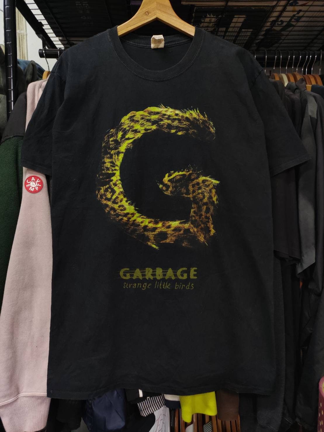 Band Tees Garbage Band " Strange Little Birds " Album Promo T-Shirt Size US XL / EU 56 / 4 - 2 Thumbnail