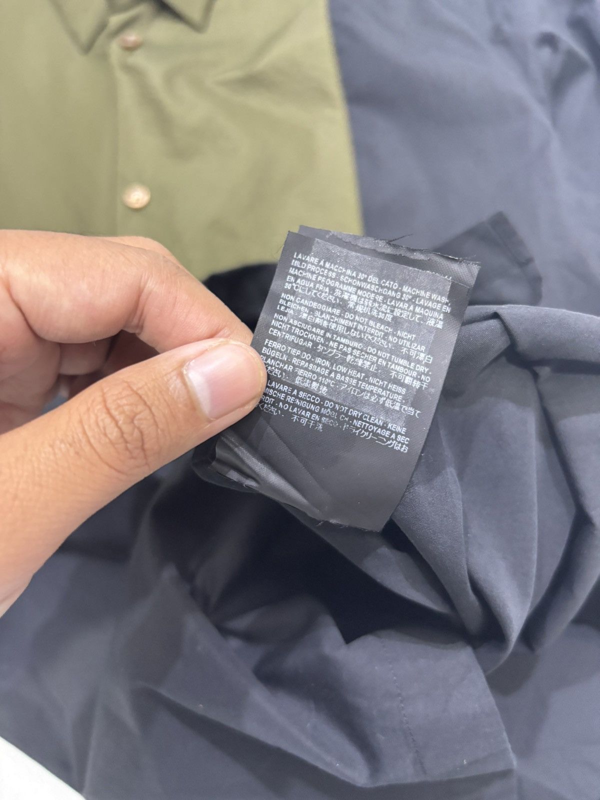 Balenciaga Balenciaga olive and black dress button up shirt Size US L / EU 52-54 / 3 - 10 Thumbnail