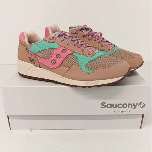 Saucony Women's Shadow 5000 Earth Citizen Low Top - US9