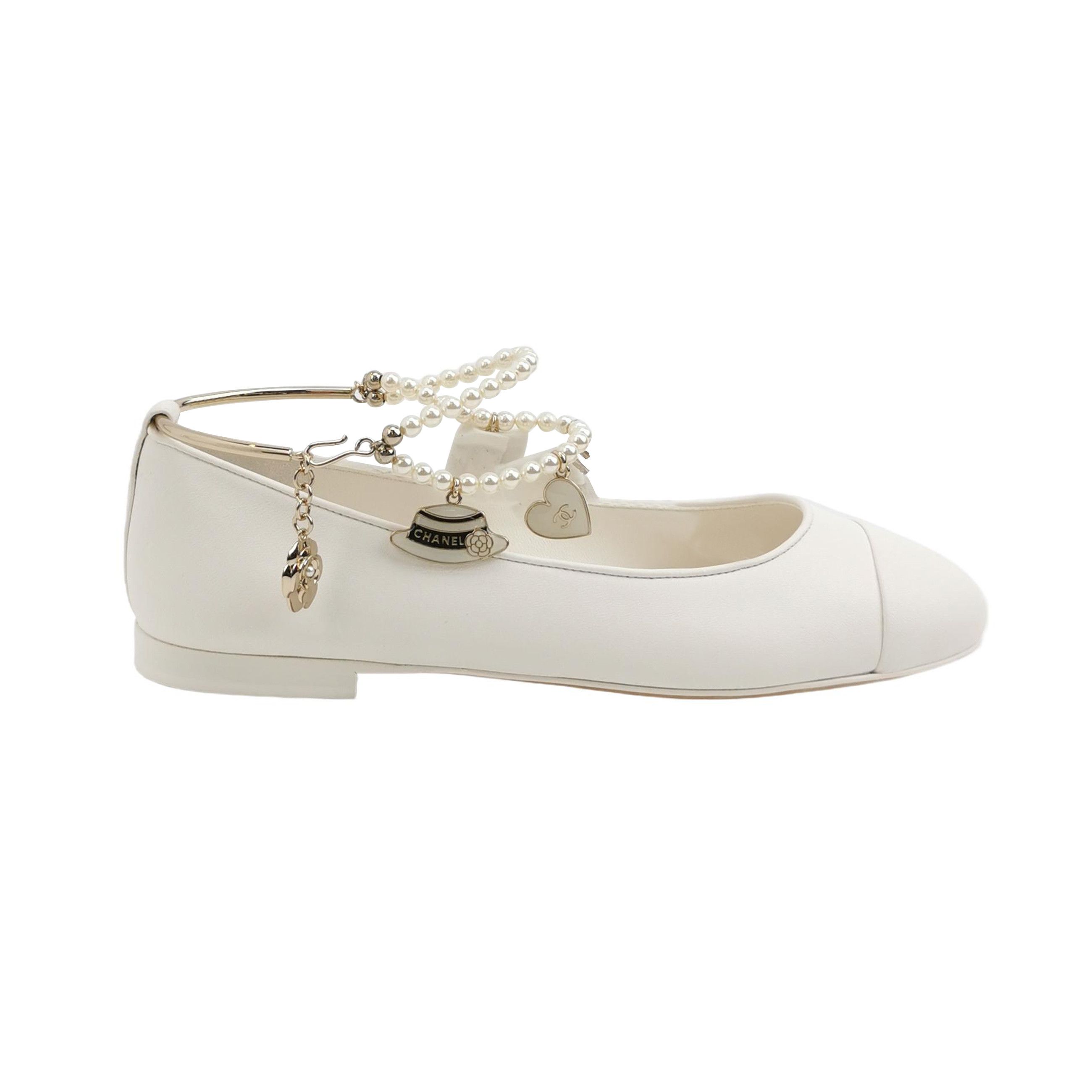 Chanel Chanel Women 7-5 Flats Size US 7.5 / IT 37.5 - 1 Thumbnail