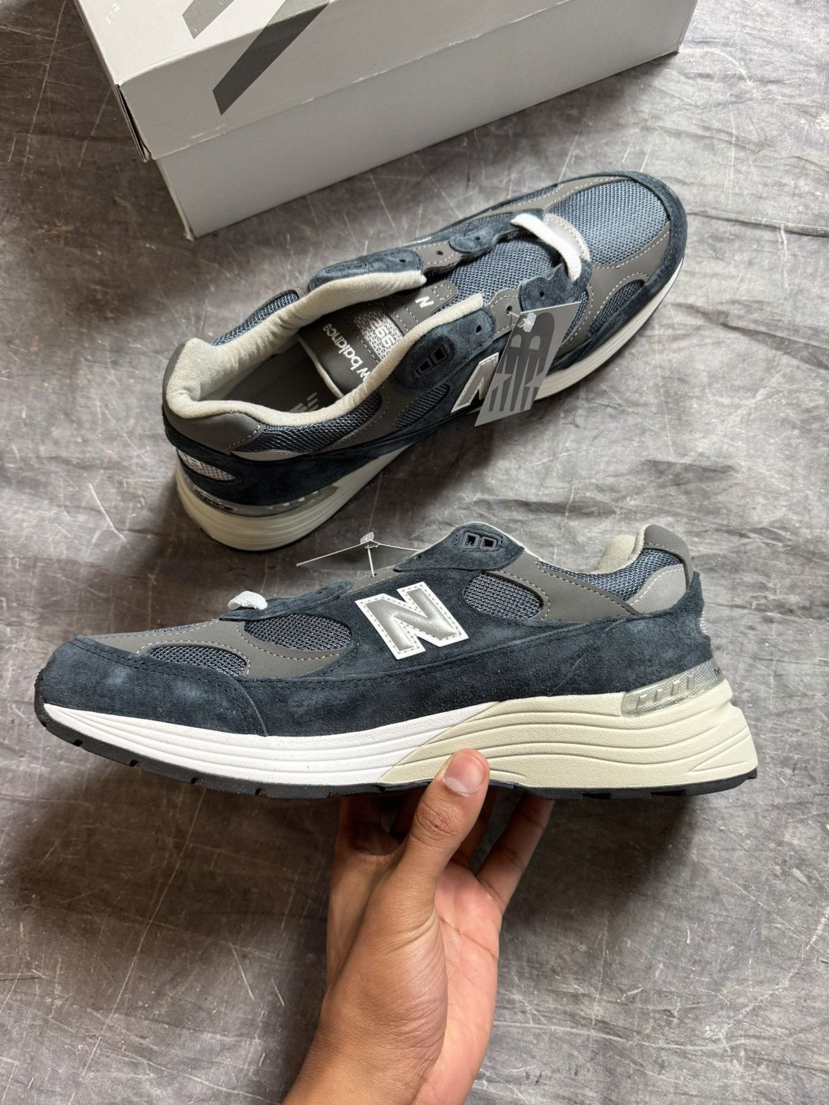 New Balance New Balance 992 MiUSA Navy Size US 11.5 / EU 44-45 - 4 Thumbnail