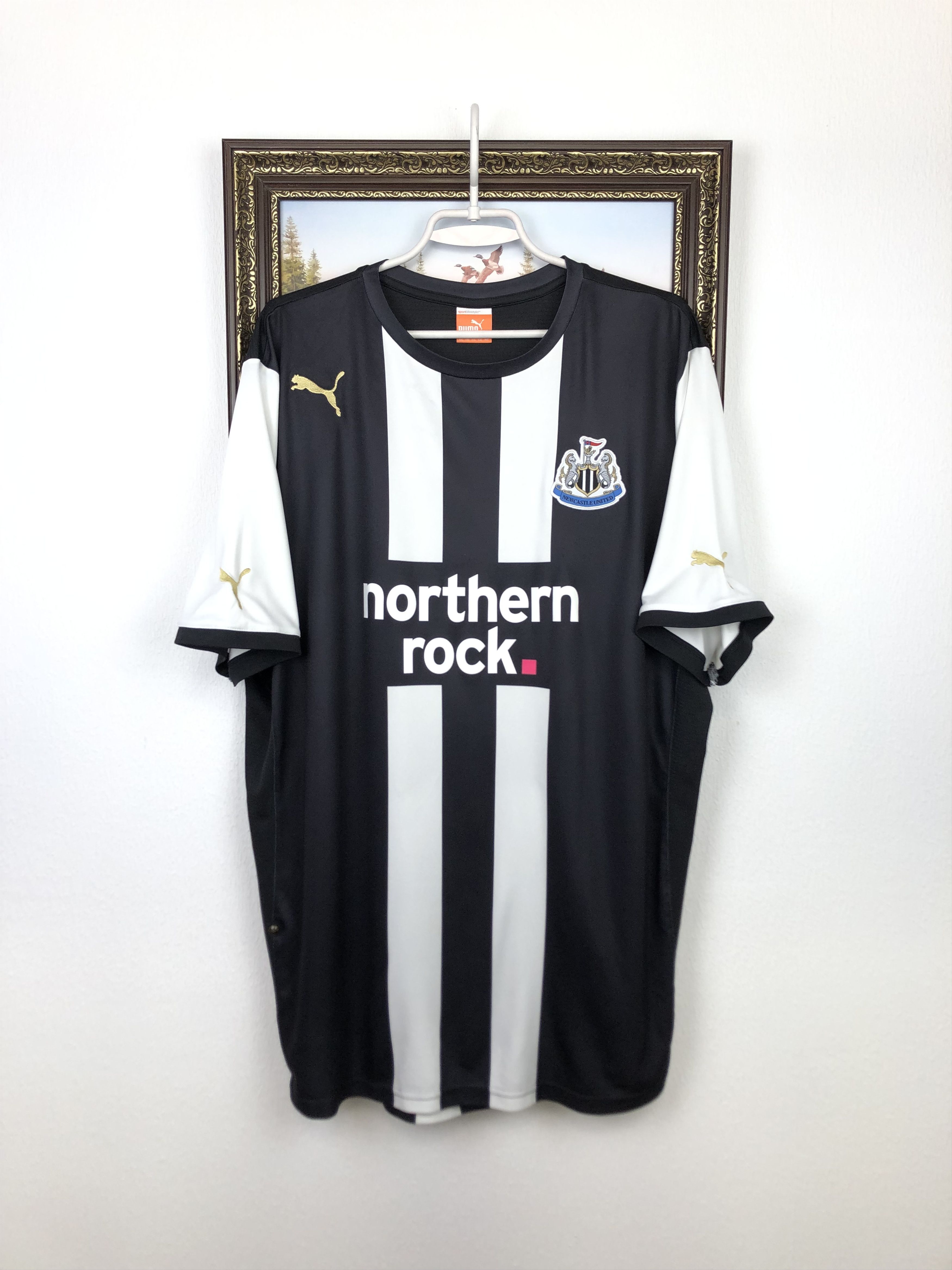 Puma Newcastle Home football shirt 2011 Soccer Puma Jersey Trikot Size US XXL / EU 58 / 5 - 1 Thumbnail
