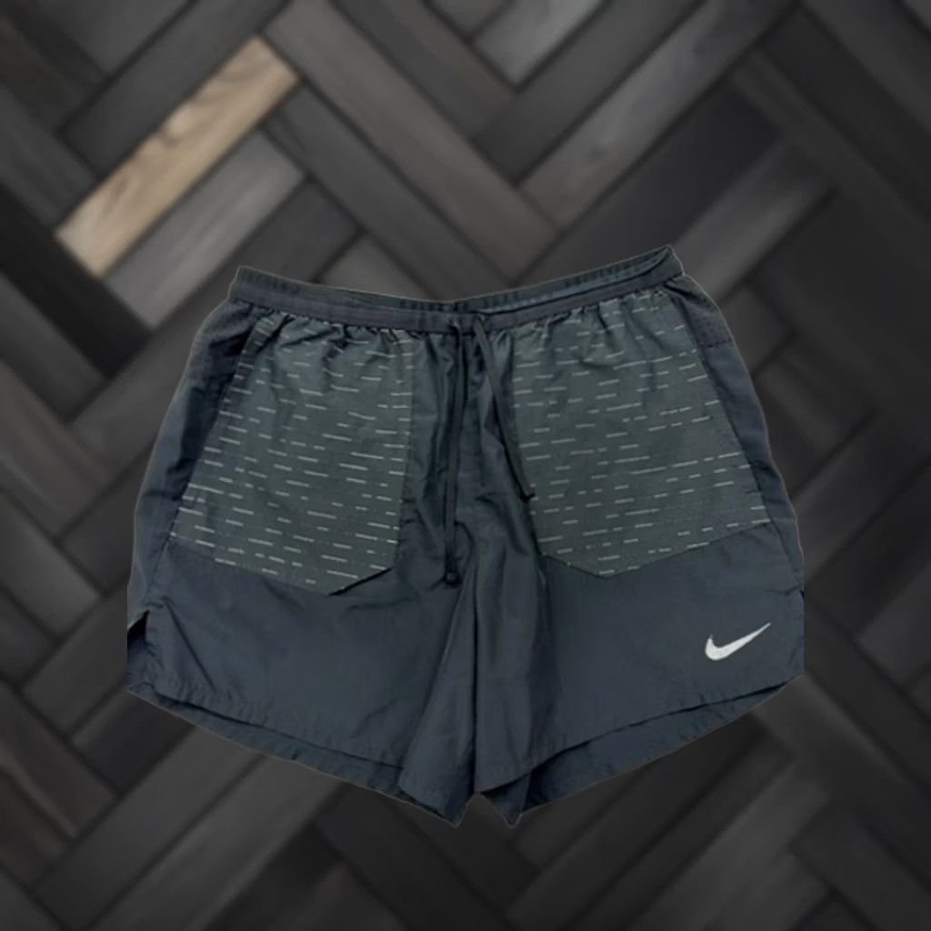 Nike Nike Men’s Fast Running Dri-FIT Shorts Black Size L FN3355-010 Size US 33 - 1 Thumbnail