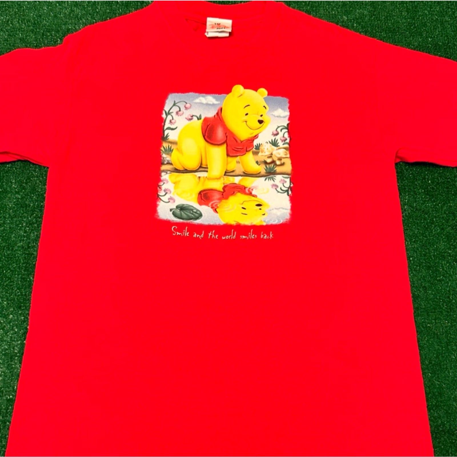 Disney VINTAGE 90s Disney Winnie The Pooh Smile World Smile Back Cartoon VTG Shirt Sz M Mens Red Short Sleeve T-Shirt 1990-1999 Size US M / EU 48-50 / 2 - 3 Thumbnail