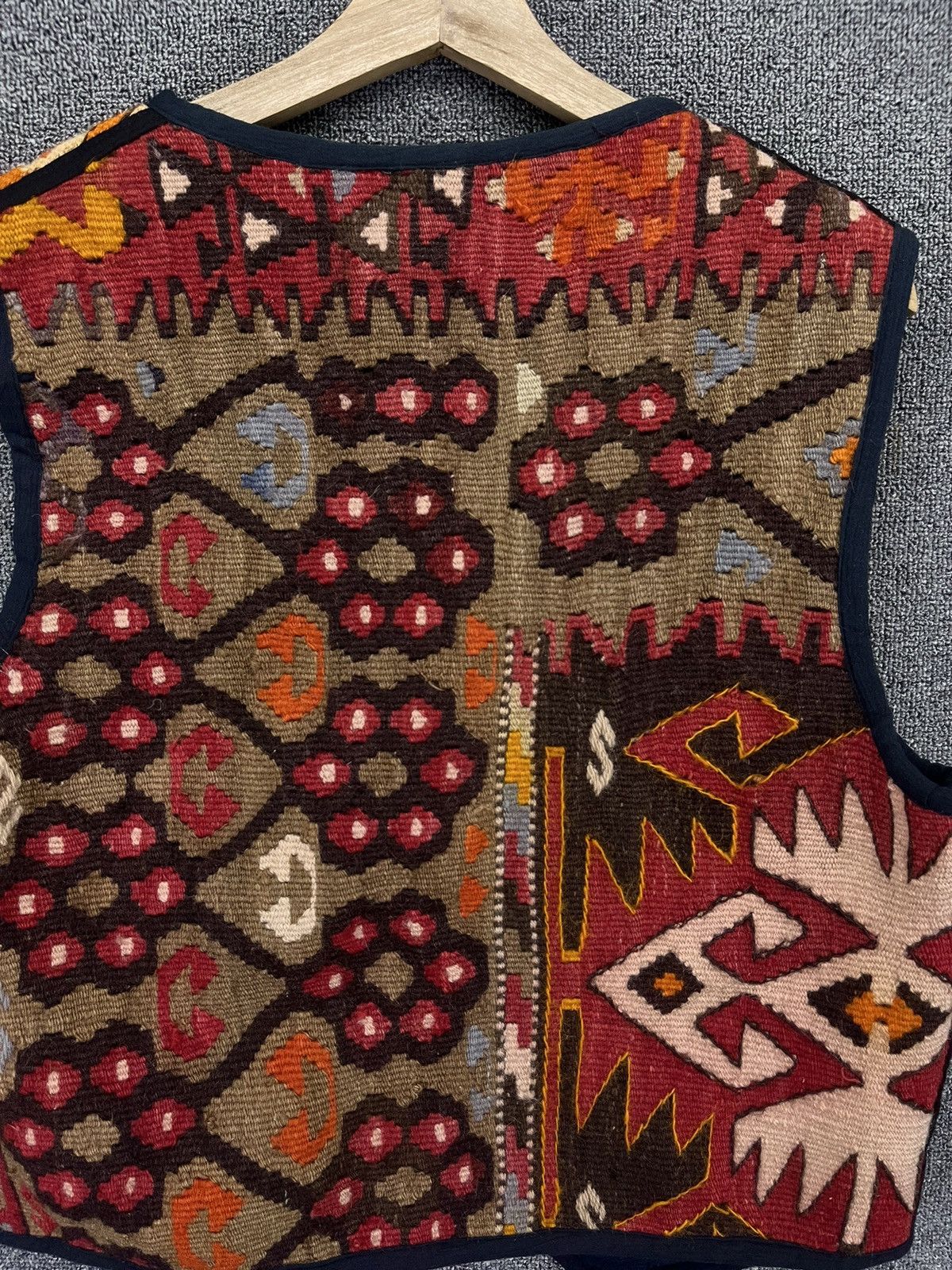 Japanese Brand Vintage Japanese Classic Fashion Navajo Vest Size US M / EU 48-50 / 2 - 6 Thumbnail