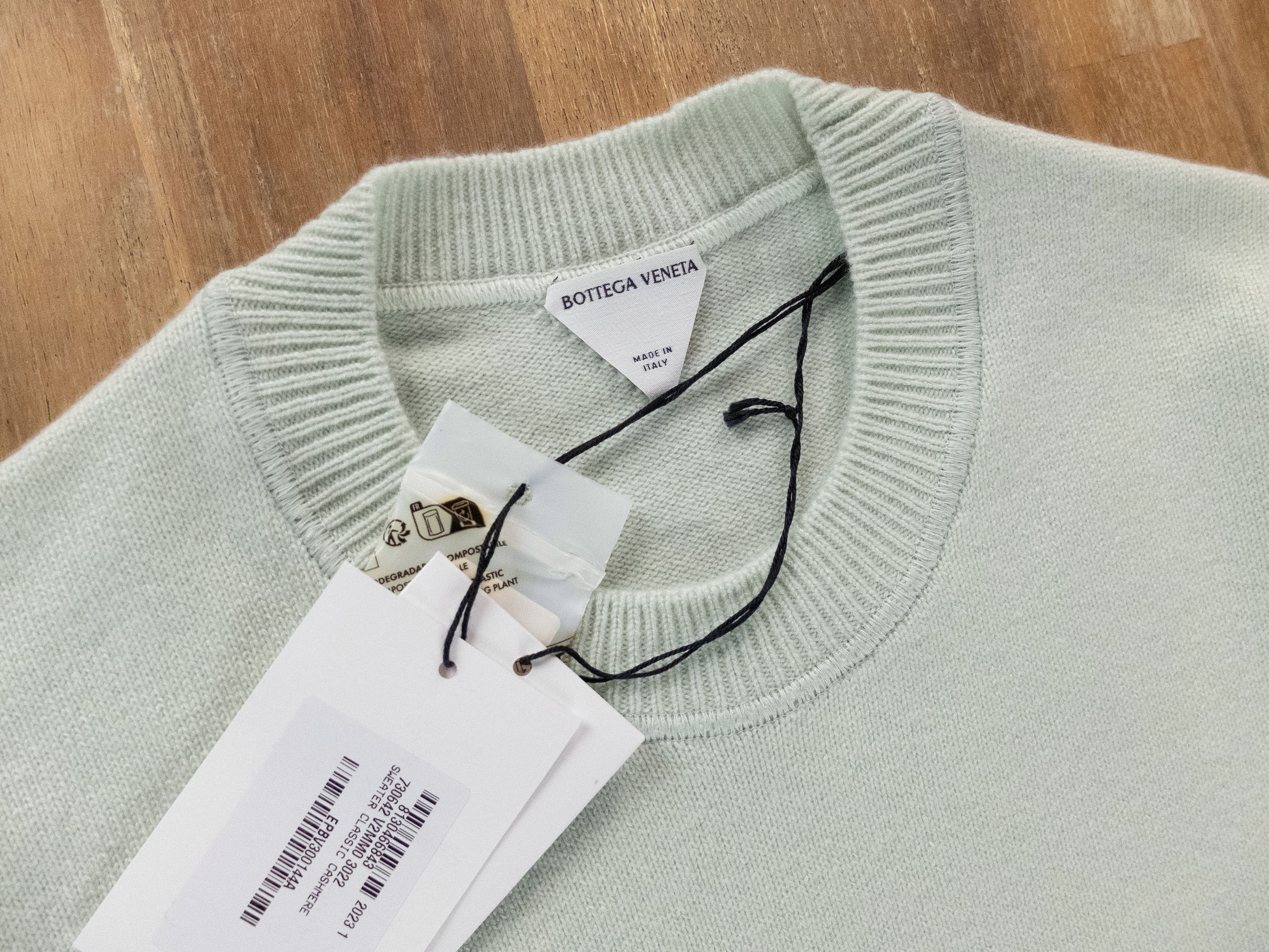 Bottega Veneta BOTTEGA VENETA Glacier green cashmere sweater Medium q Size US M / EU 48-50 / 2 - 3 Thumbnail