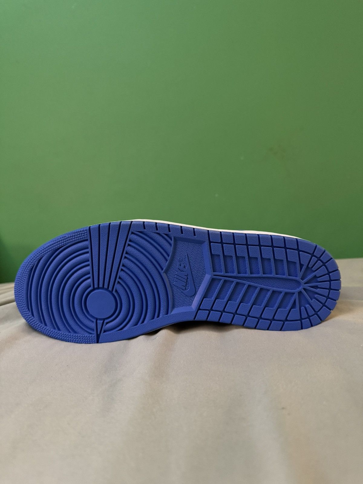 Jordan Brand Jordan 1 high royal reimagined 2023 Size US 11.5 / EU 44-45 - 4 Thumbnail