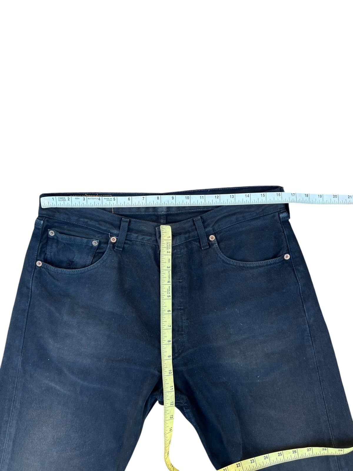 Levi's Vintage 2002 Levi’s 501 Sun Faded Black Denim Jeans Regular Size US 32 / EU 48 - 2 Thumbnail