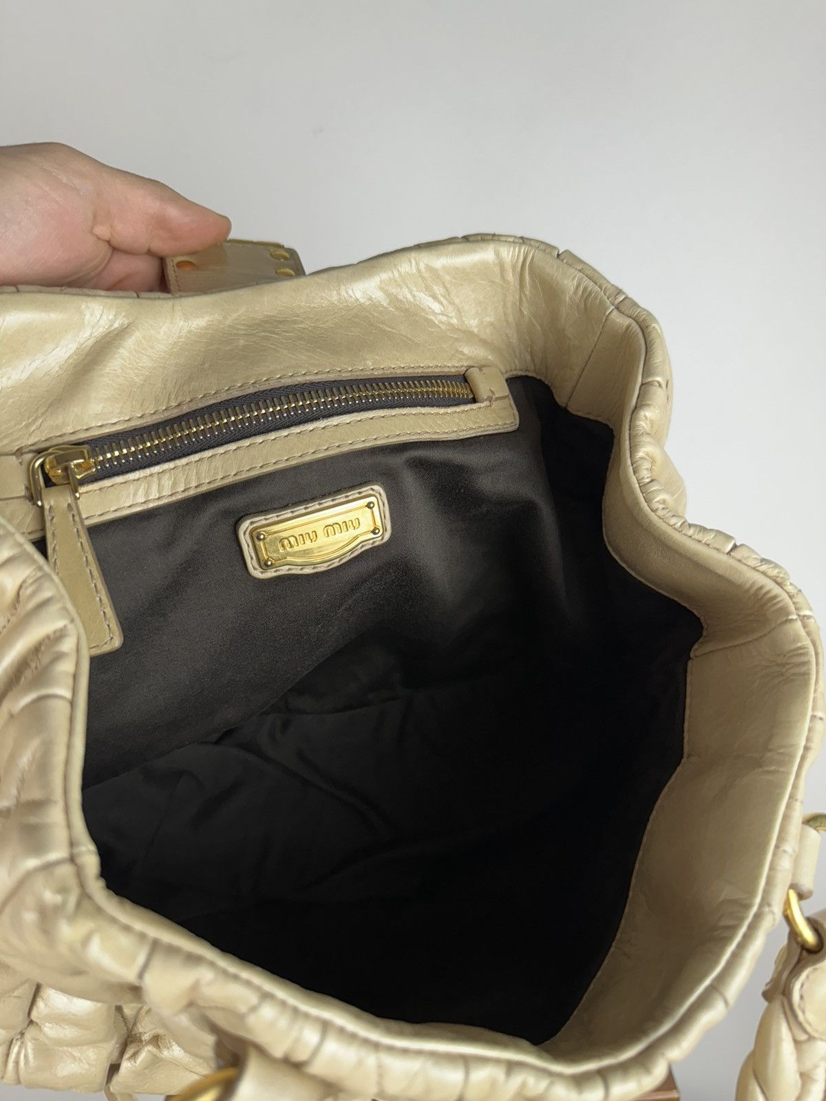 Leather × Miu Miu Leather bag Miu Miu y2k original casual luxury item Size ONE SIZE - 7 Thumbnail