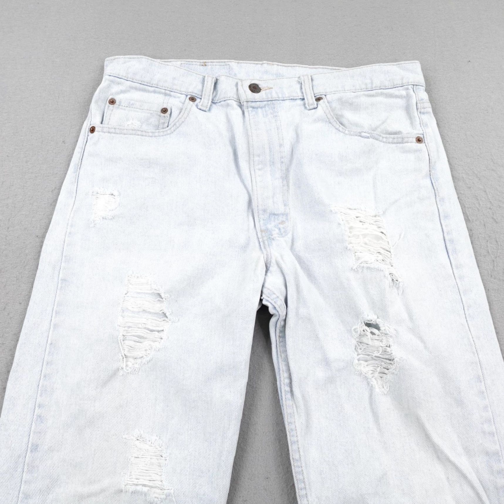 Levi's Vintage Levis Jeans Mens 36x34 Blue Denim 505 Straight Leg Light Wash Faded 90s Size US 36 / EU 52 - 2 Thumbnail