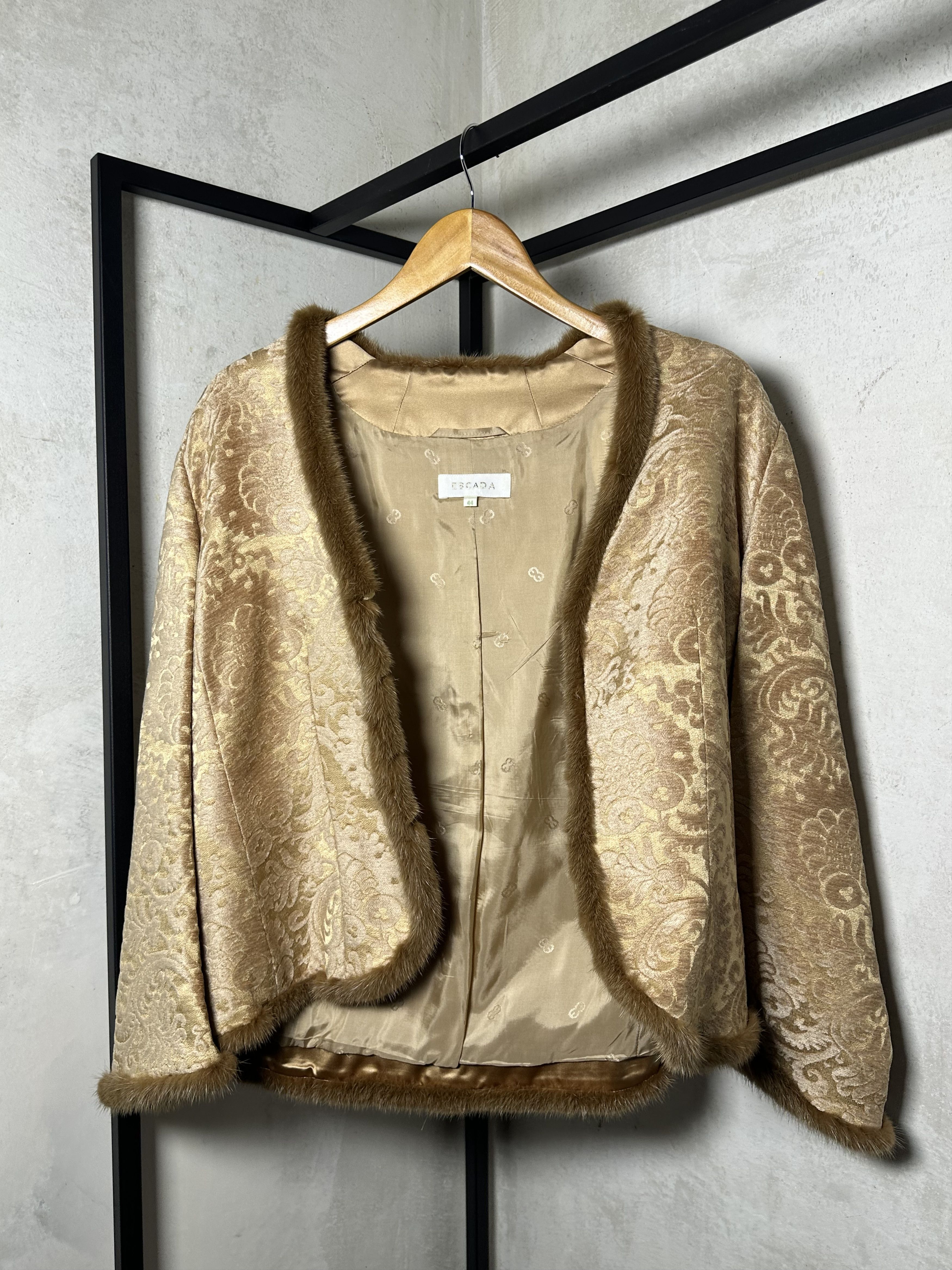 Escada ESCADA Gold Toned Brocade Jacket w/ Mink Fur Trim Size M / US 6-8 / IT 42-44 - 9 Thumbnail