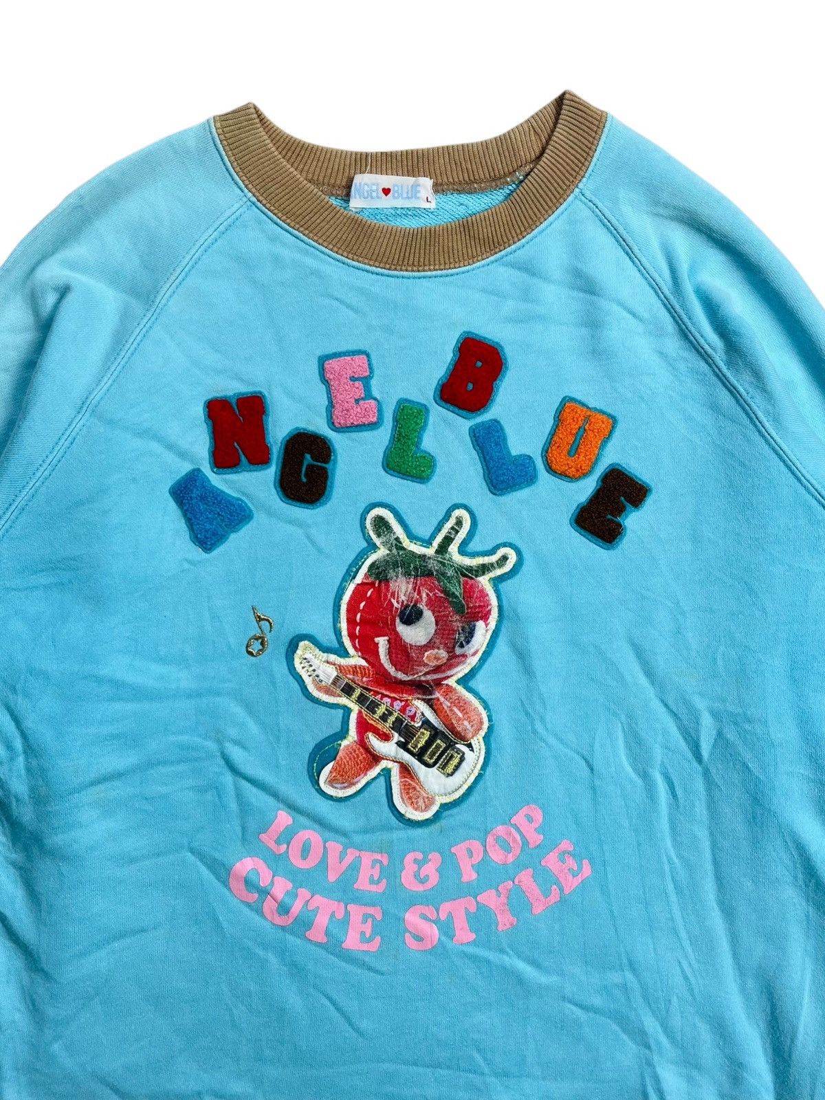 Angel Blue 2000s Angel Blue - Strawberry Guitar Patchwork Crewneck Size US M / EU 48-50 / 2 - 6 Thumbnail